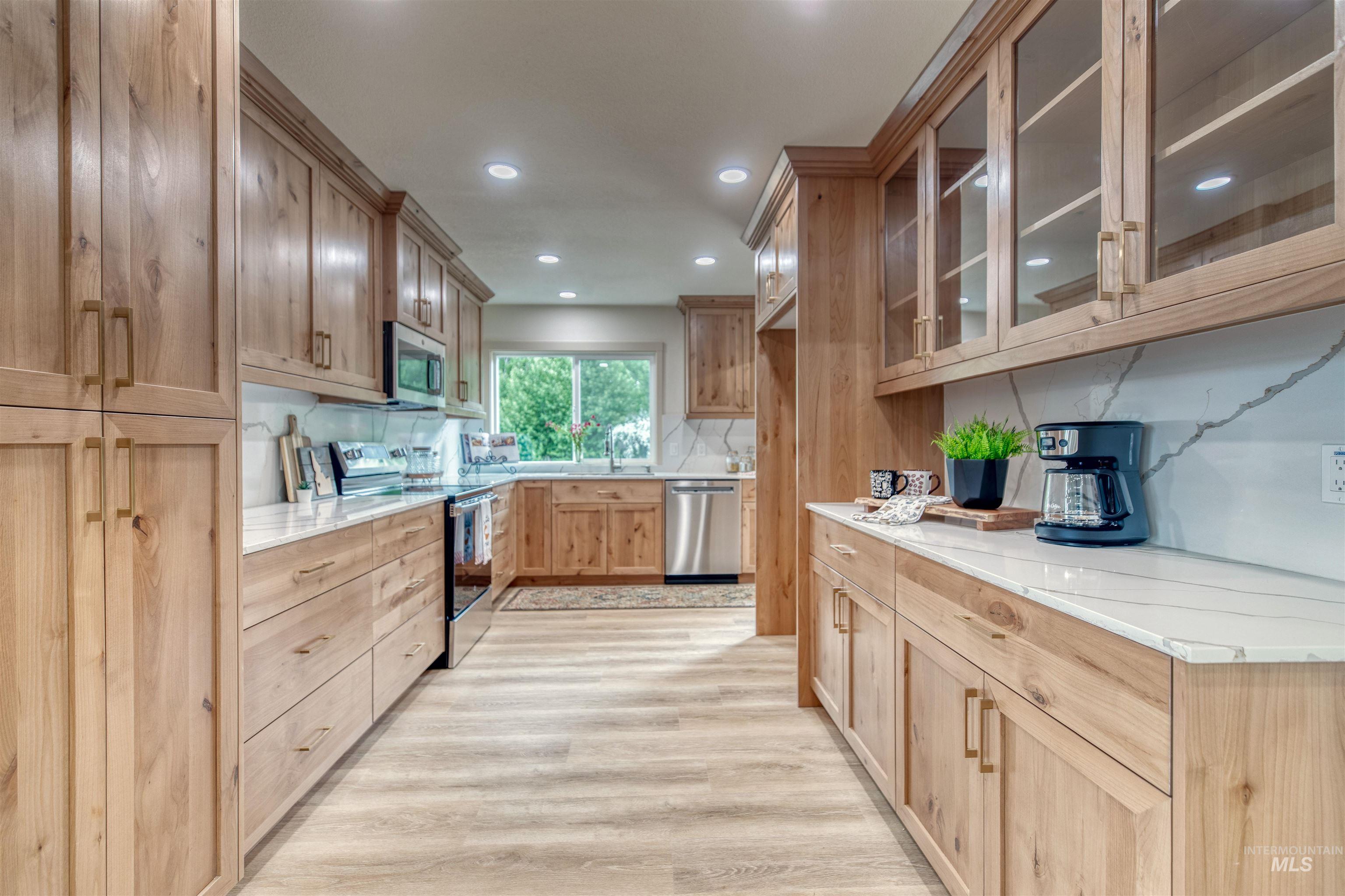 3131 Fuller Rd, Emmett, Idaho 83617, 3 Bedrooms, 2.5 Bathrooms, Residential For Sale, Price $779,000, 98946636