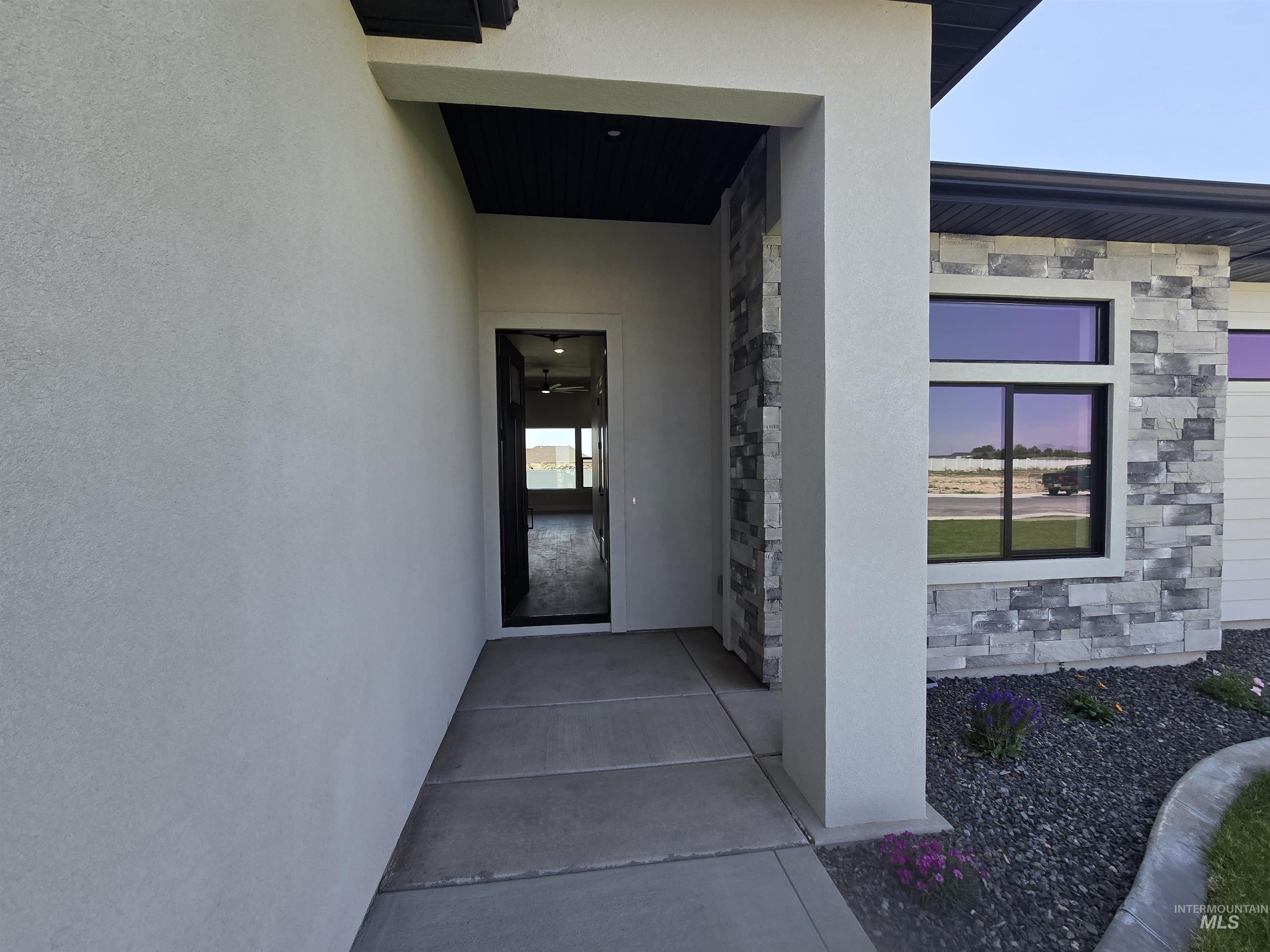 547 Full Moon Way, Twin Falls, Idaho 83301, 4 Bedrooms, 3 Bathrooms, Residential For Sale, Price $610,000,MLS 98946645