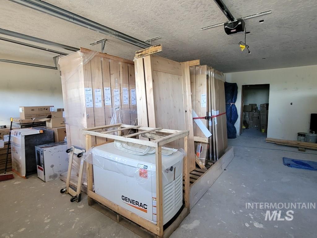 31/33 Bacon Creek Rd, Cascade, Idaho 83611, 8 Bedrooms, 9 Bathrooms, Farm & Ranch For Sale, Price $2,999,900,MLS 98946655