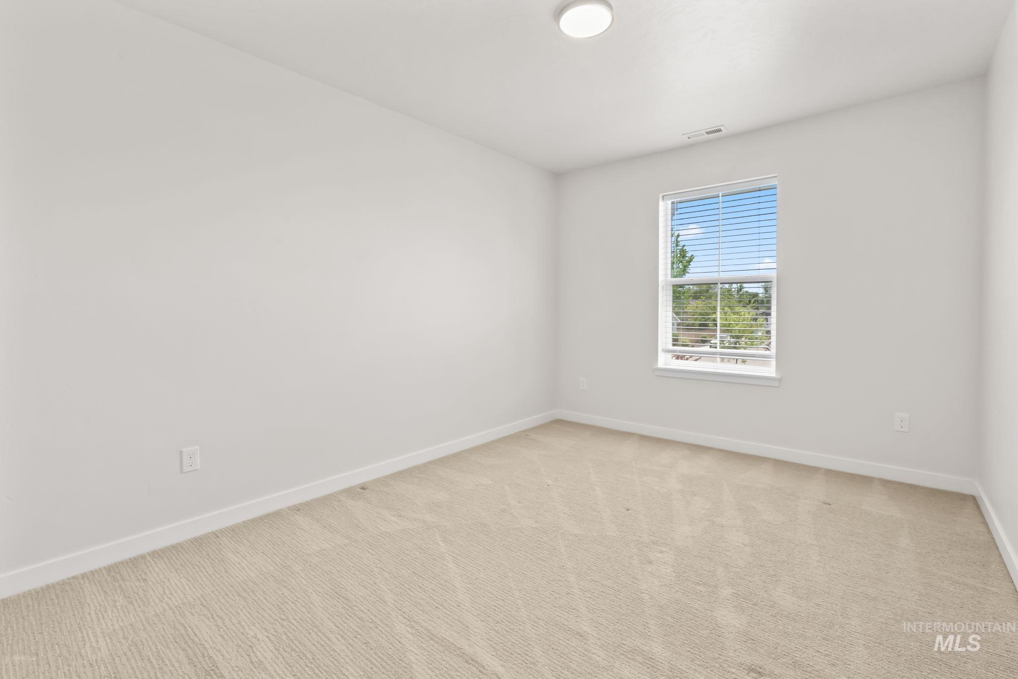 9632 W De Witt St, Boise, Idaho 83704, 3 Bedrooms, 3 Bathrooms, Residential For Sale, Price $450,000, 98946789