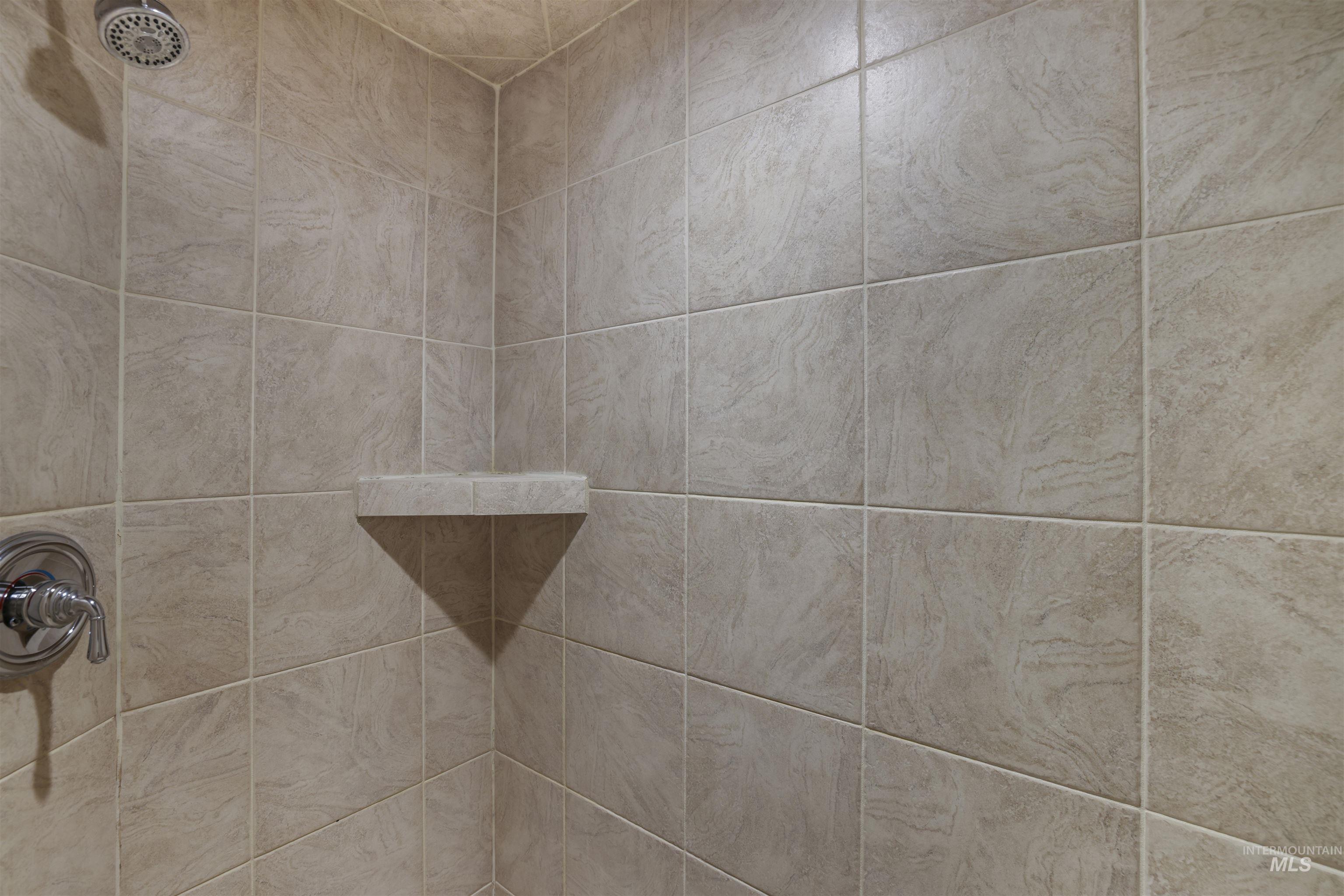 3512 E 3980 N, Kimberly, Idaho 83341, 4 Bedrooms, 2.5 Bathrooms, Residential For Sale, Price $799,900,MLS 98946886