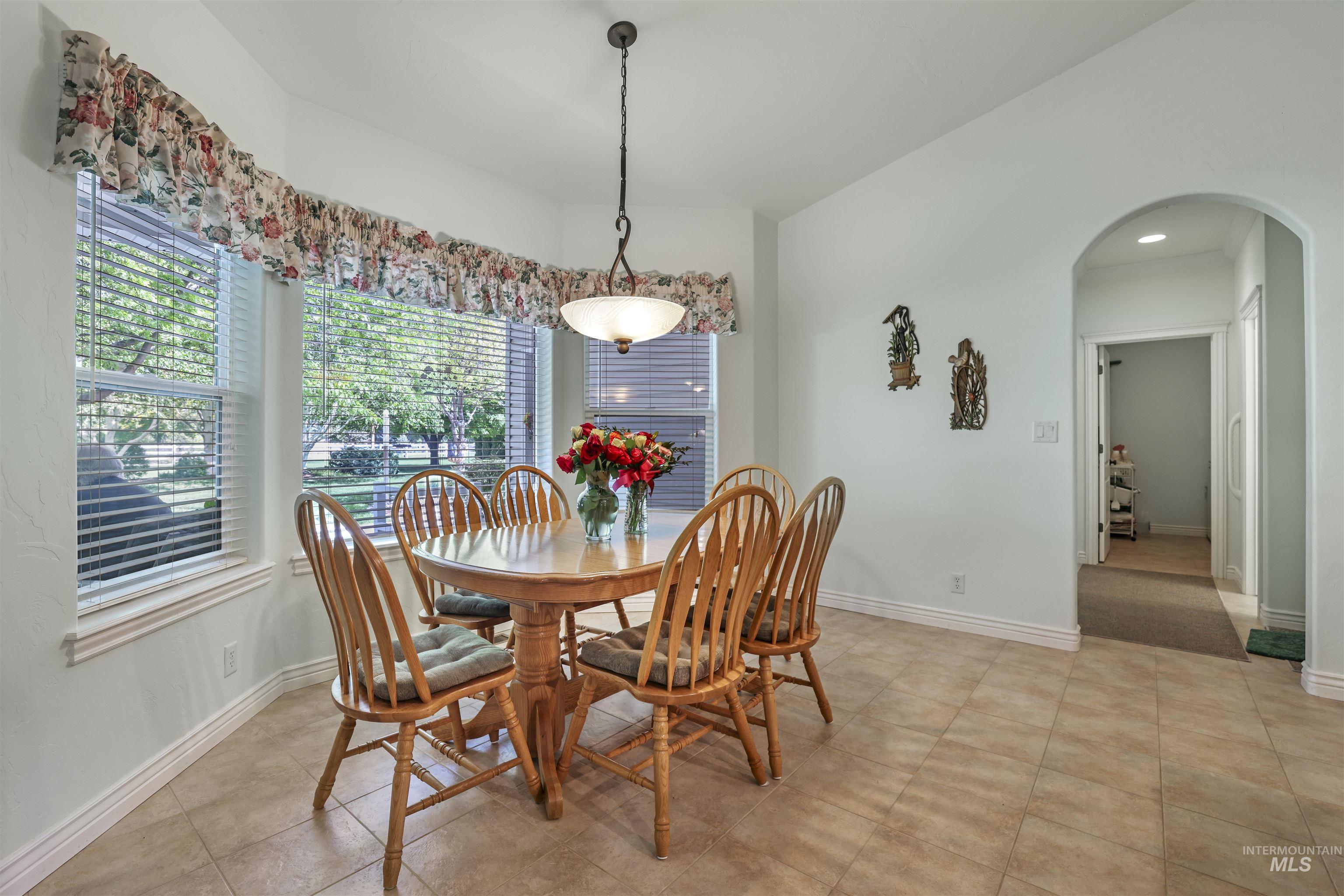 3512 E 3980 N, Kimberly, Idaho 83341, 4 Bedrooms, 2.5 Bathrooms, Residential For Sale, Price $799,900,MLS 98946886