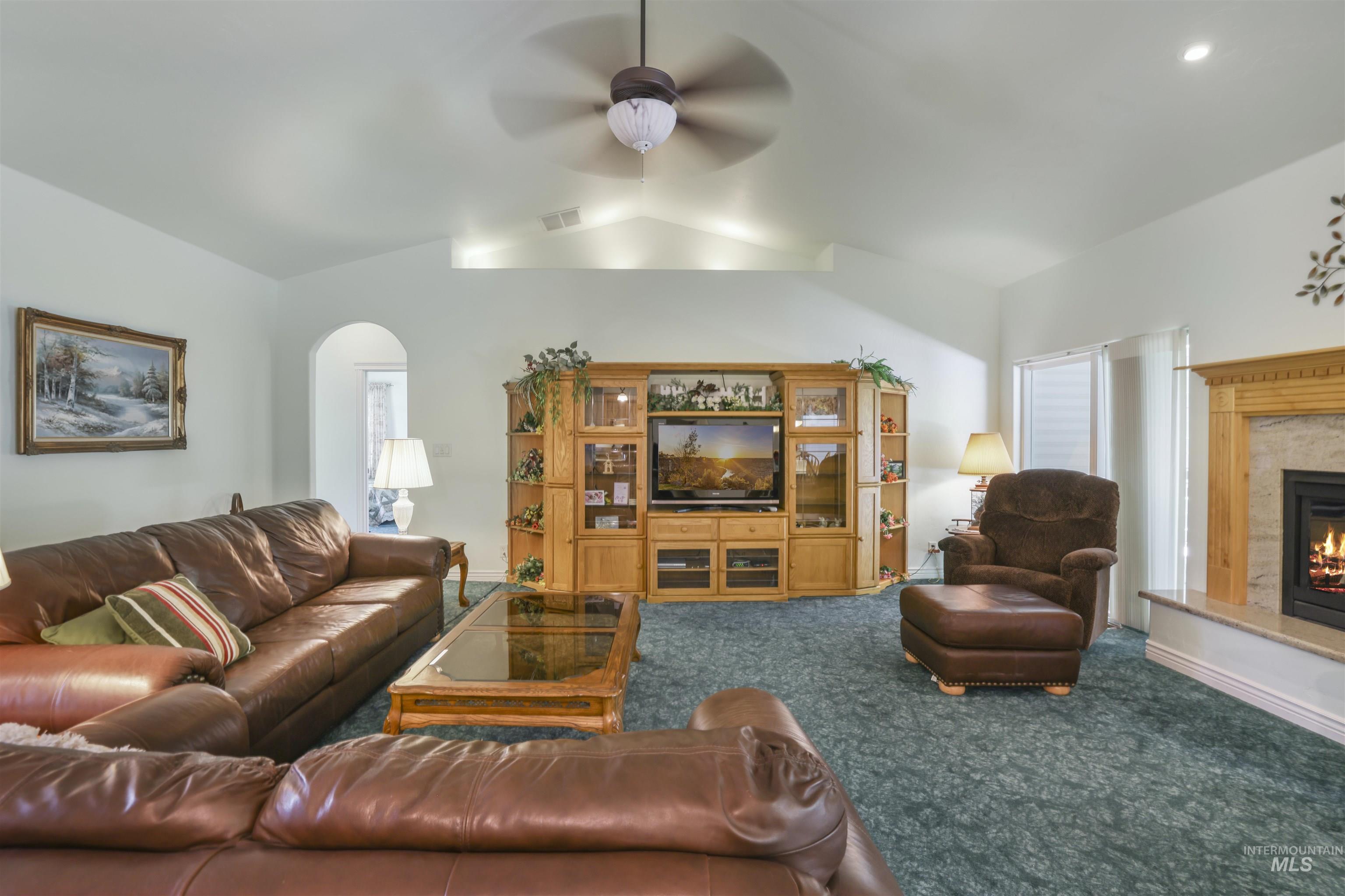 3512 E 3980 N, Kimberly, Idaho 83341, 4 Bedrooms, 2.5 Bathrooms, Residential For Sale, Price $799,900,MLS 98946886