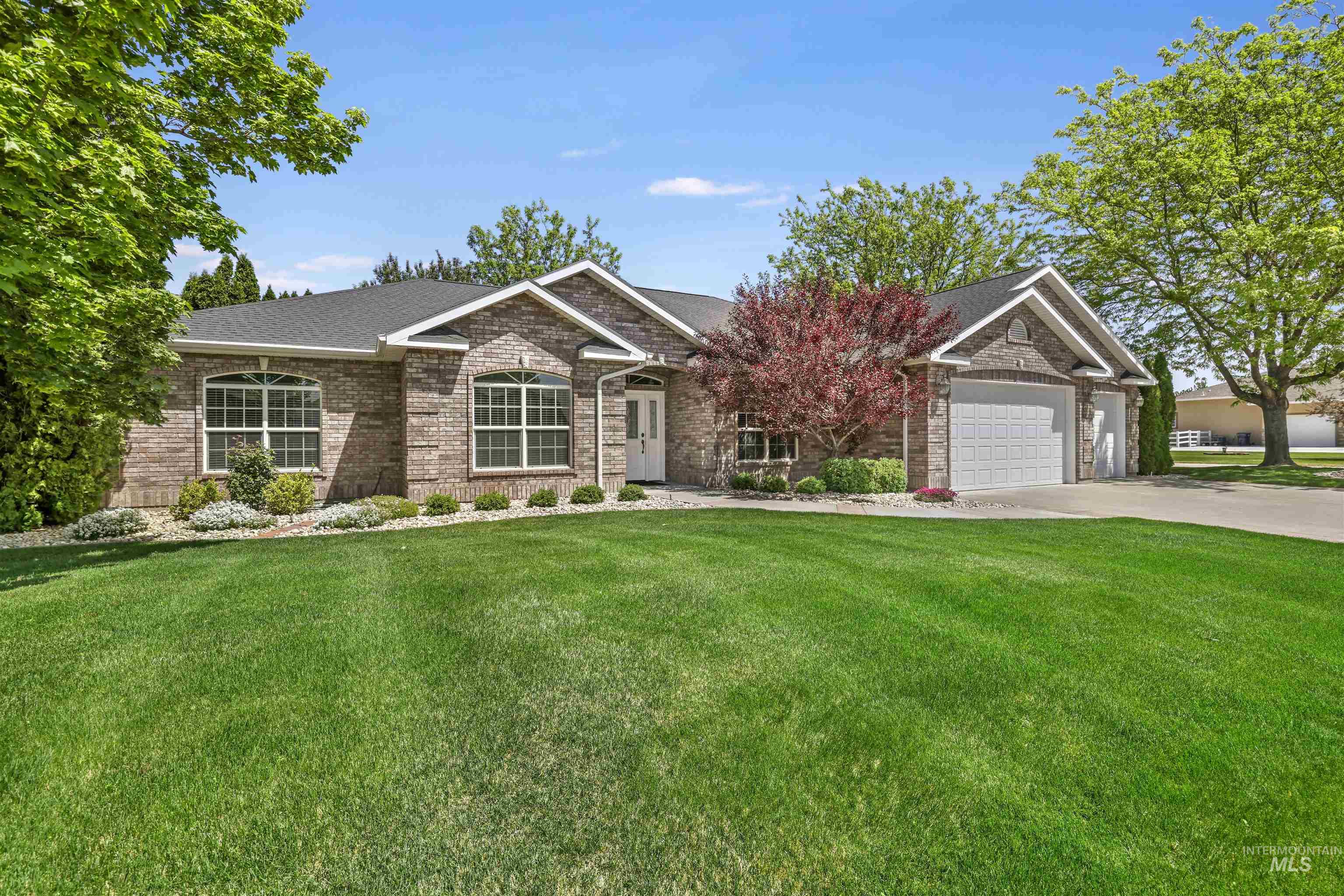 3512 E 3980 N, Kimberly, Idaho 83341, 4 Bedrooms, 2.5 Bathrooms, Residential For Sale, Price $799,900,MLS 98946886