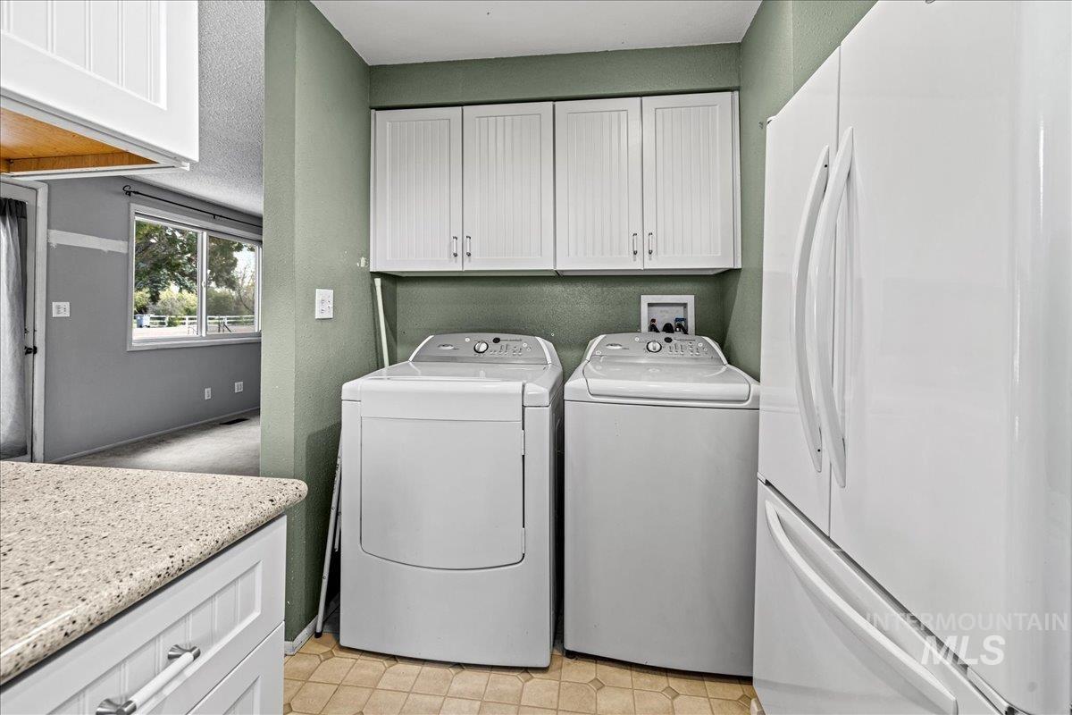 1267 NW Beaman St., Mountain Home, Idaho 83647, 2 Bedrooms, 1 Bathroom, Residential For Sale, Price $320,000, 98947007