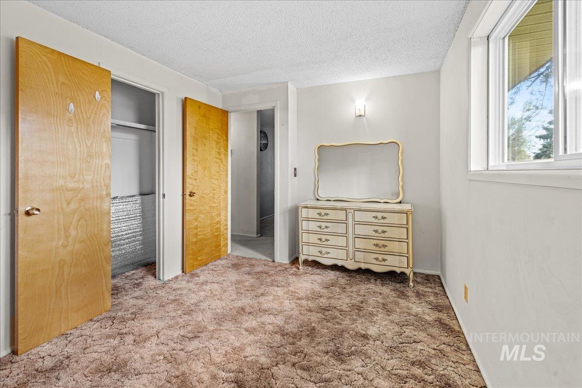 1267 NW Beaman St., Mountain Home, Idaho 83647, 2 Bedrooms, 1 Bathroom, Residential For Sale, Price $320,000, 98947007