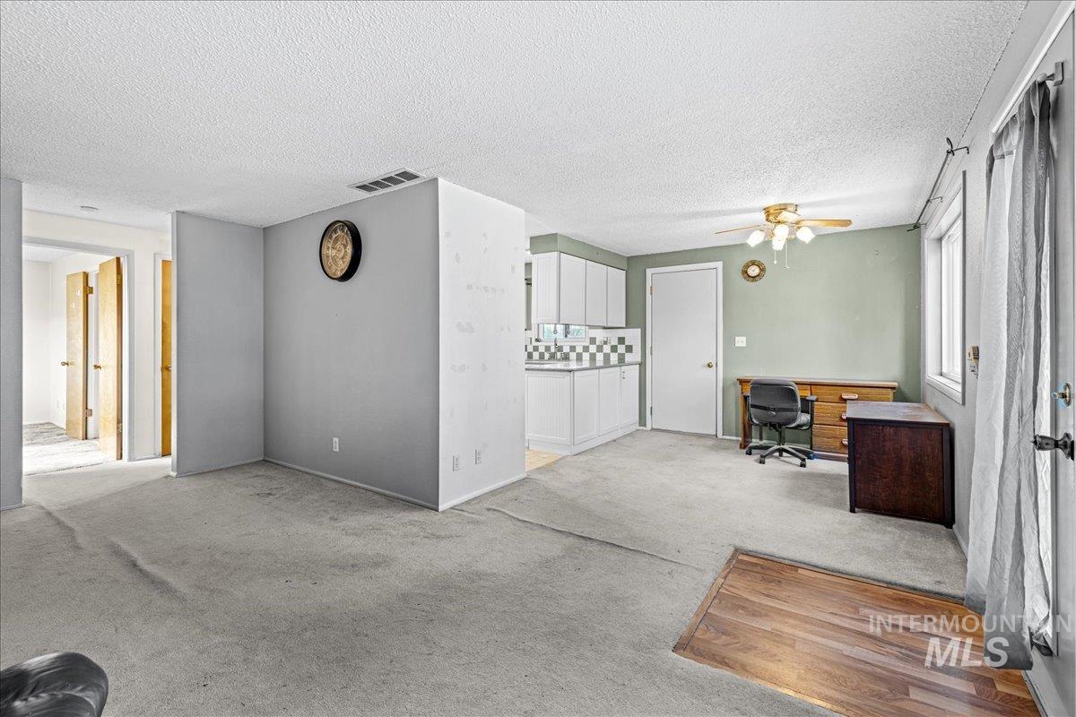 1267 NW Beaman St., Mountain Home, Idaho 83647, 2 Bedrooms, 1 Bathroom, Residential For Sale, Price $320,000, 98947007