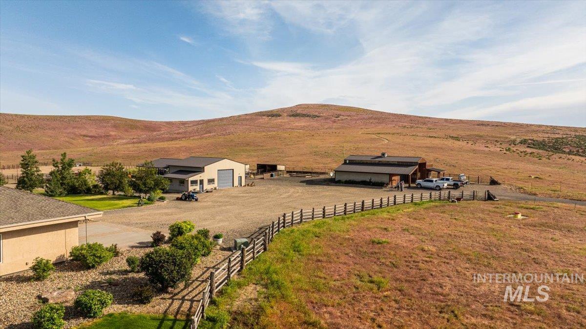1270 Hillcrest Dr., Vale, Oregon 97918, 3 Bedrooms, 4 Bathrooms, Farm & Ranch For Sale, Price $2,400,000,MLS 98947142