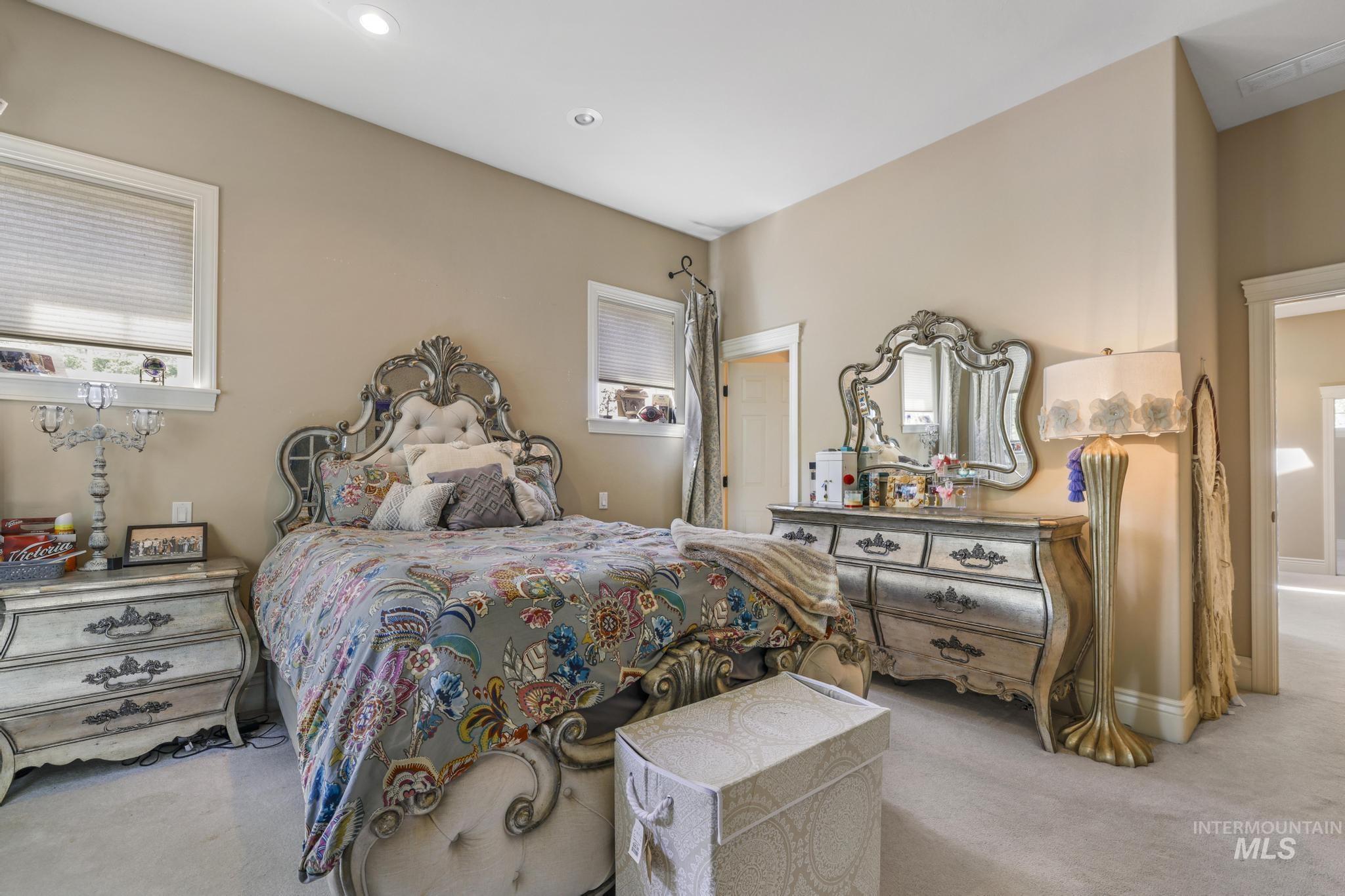 1526 Highway 26, Gooding, Idaho 83330, 4 Bedrooms, 5.5 Bathrooms, Residential For Sale, Price $3,700,000, 98947267