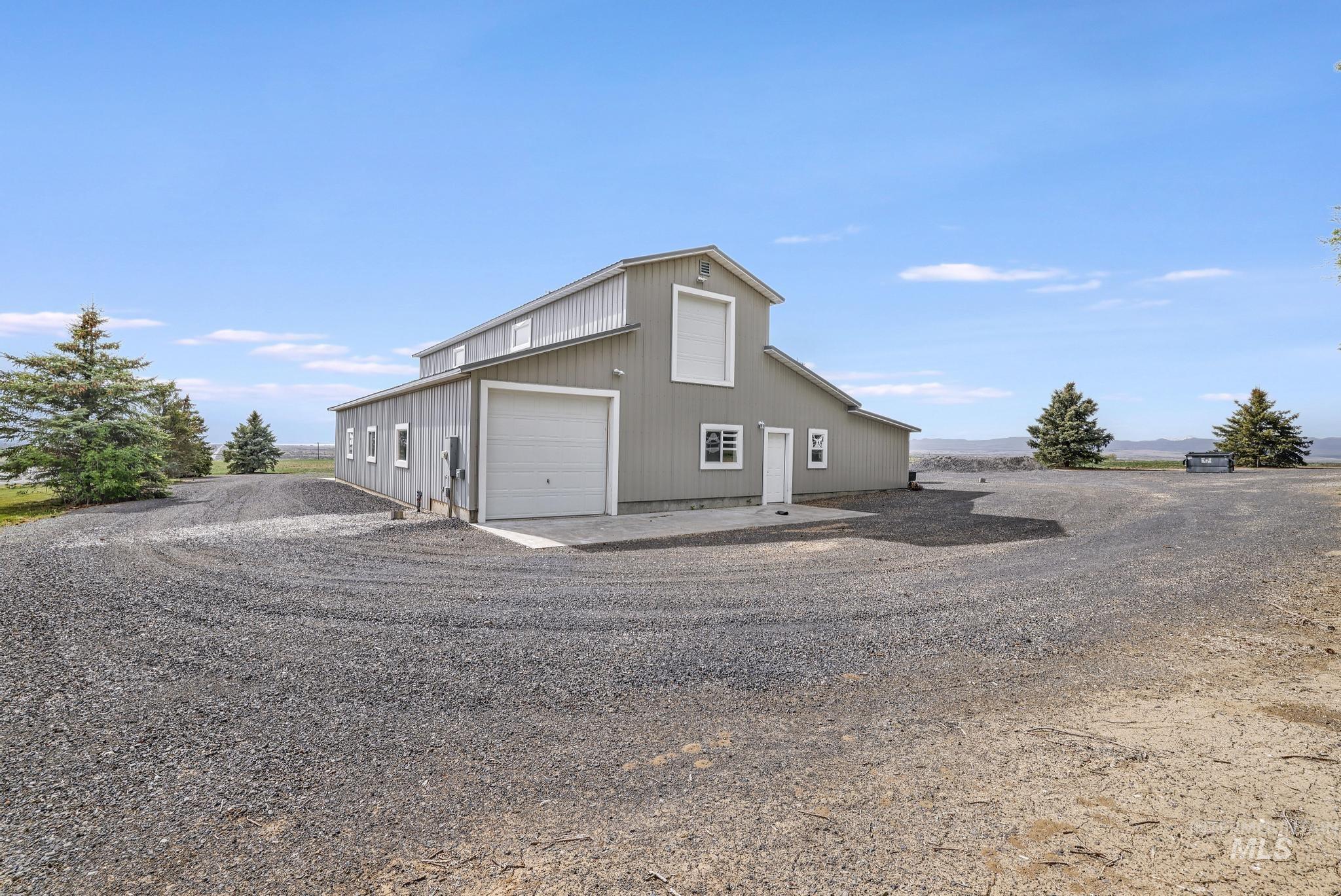 1526 Highway 26, Gooding, Idaho 83330, 4 Bedrooms, 5.5 Bathrooms, Residential For Sale, Price $3,700,000, 98947267