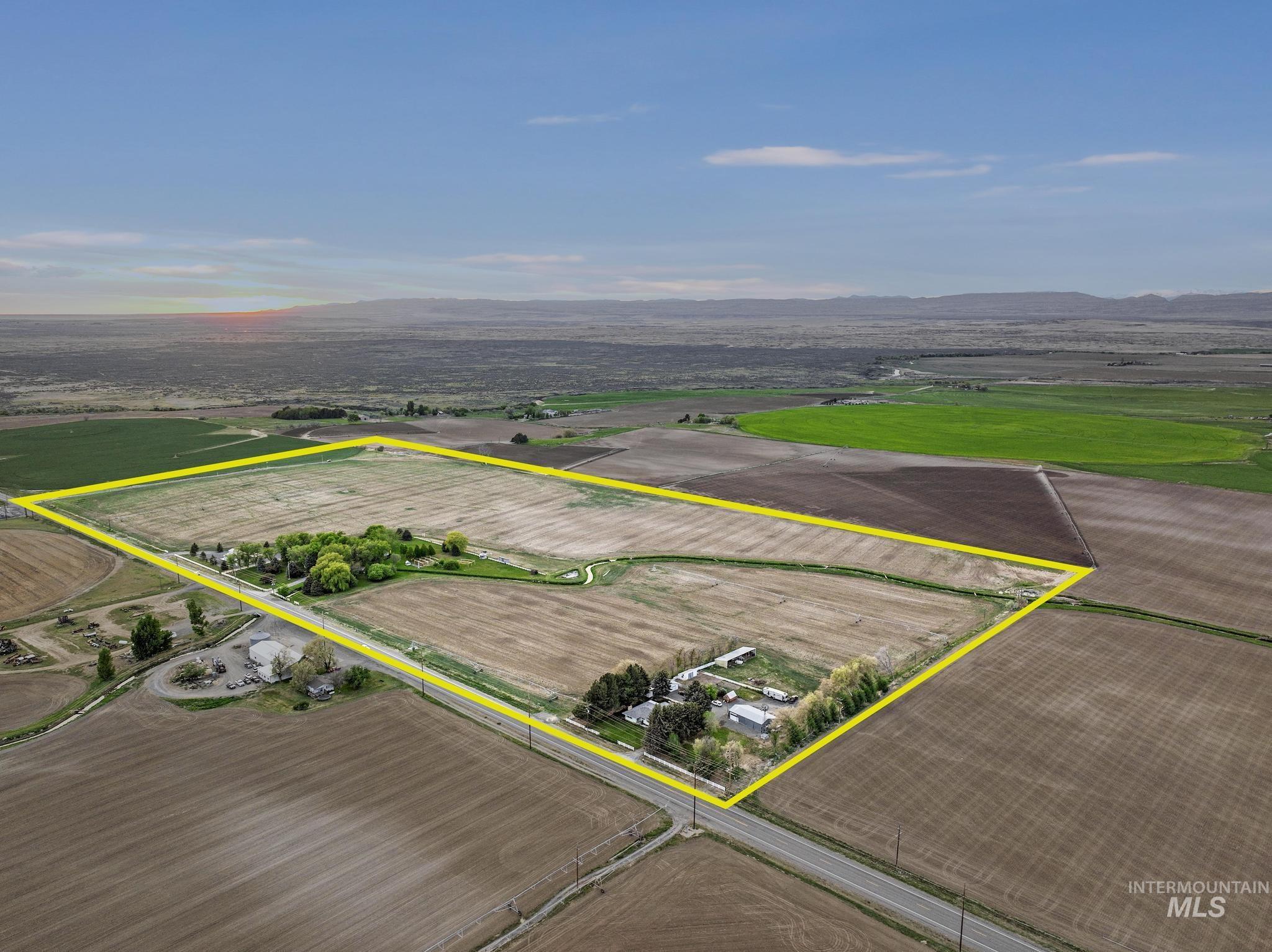 1526 Highway 26, Gooding, Idaho 83330, 4 Bedrooms, 5.5 Bathrooms, Residential For Sale, Price $3,700,000, 98947267