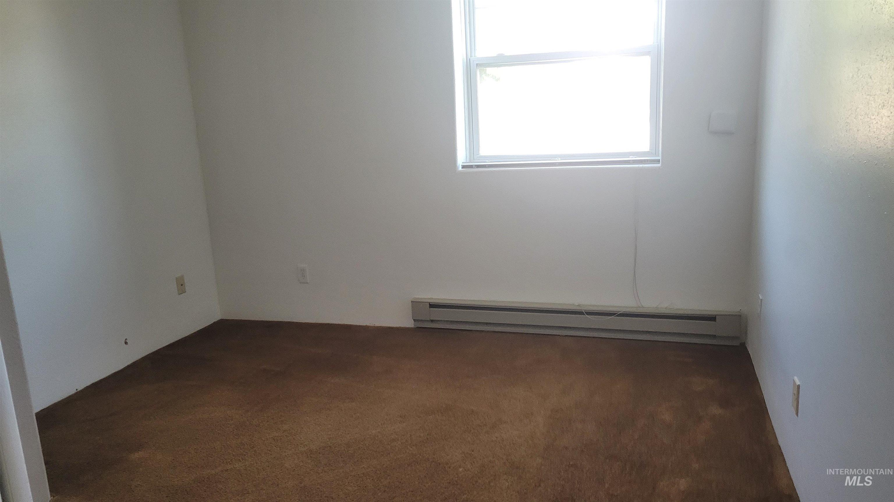 1501 Miller, Burley, Idaho 83318, 2 Bedrooms, 1 Bathroom, Residential For Sale, Price $124,900, 98947325