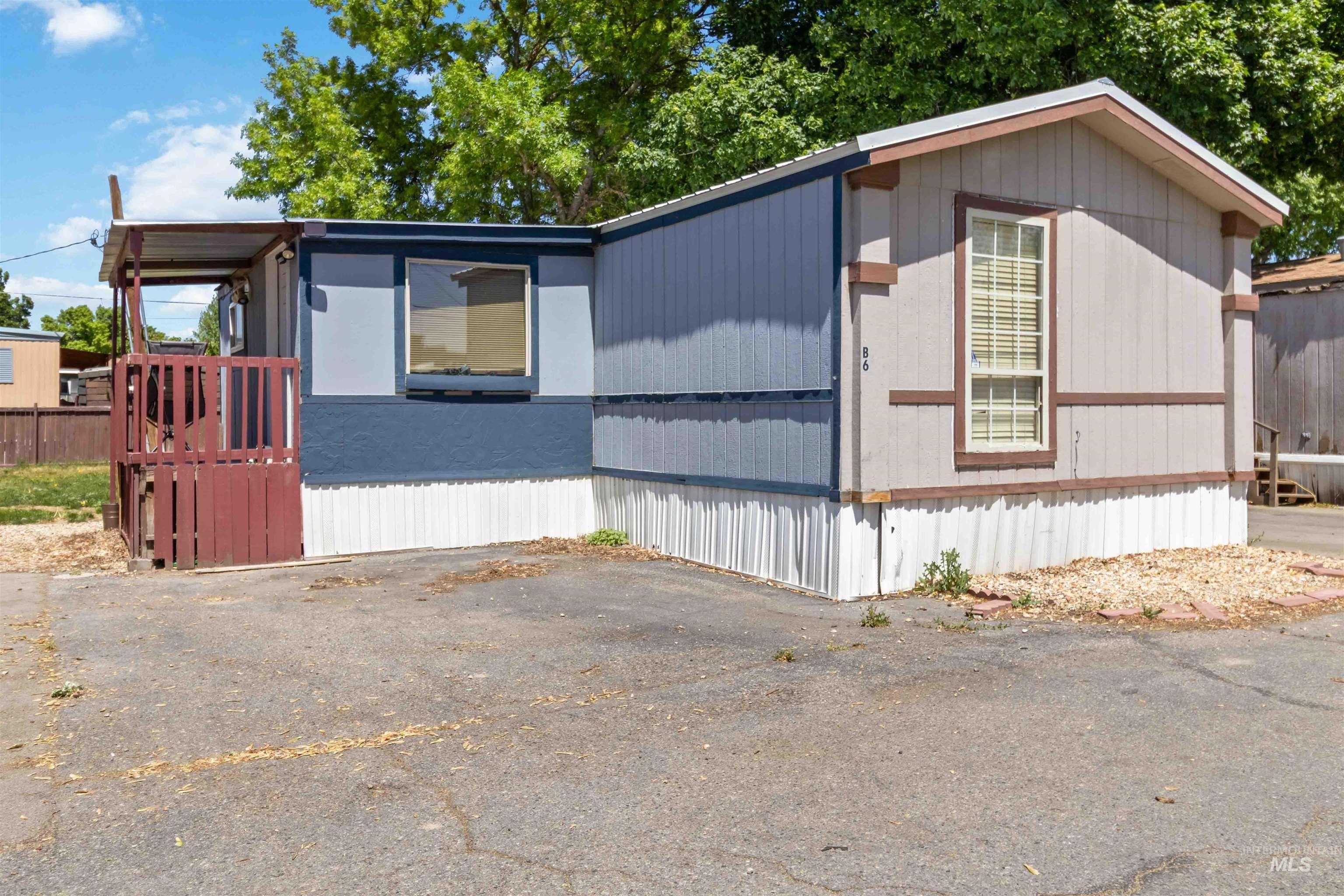 1951 N. Hampton Rd, Boise, Idaho 83704, 3 Bedrooms, 2 Bathrooms, Residential For Sale, Price $76,000,MLS 98947333