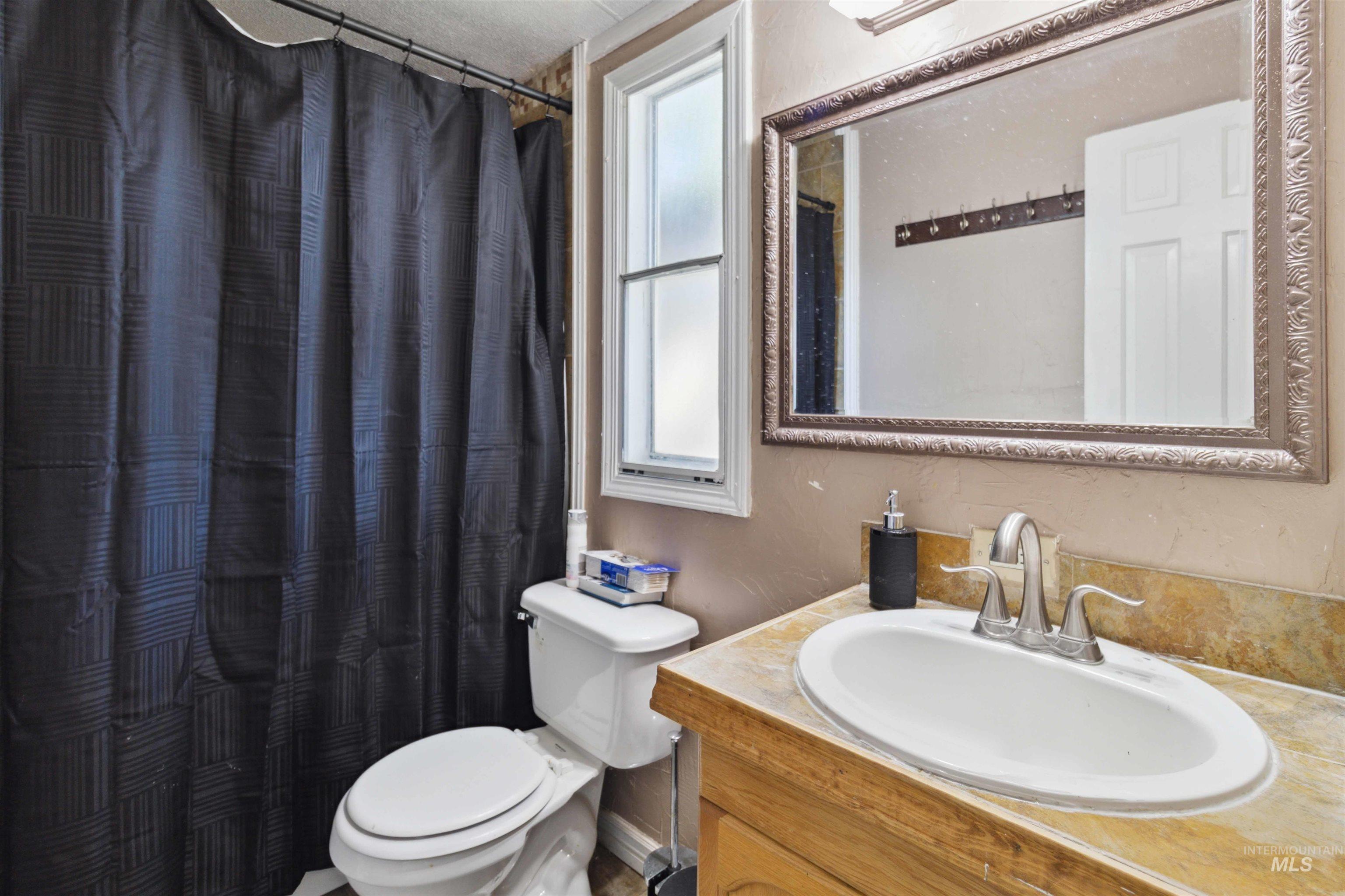 1951 N. Hampton Rd, Boise, Idaho 83704, 3 Bedrooms, 2 Bathrooms, Residential For Sale, Price $76,000,MLS 98947333