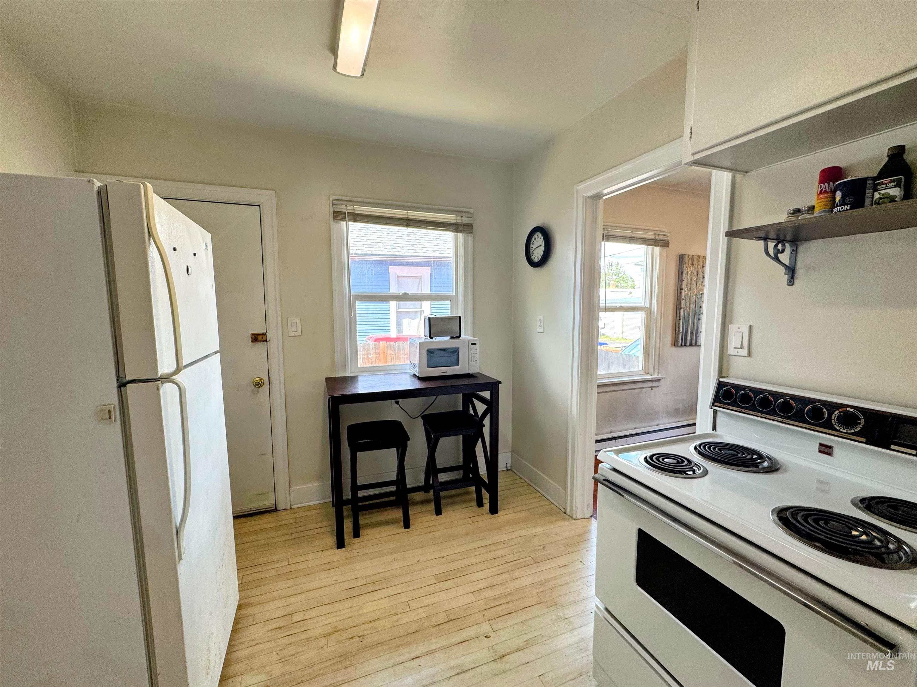 220-222 Glass Way, Lewiston, Idaho 83501, 1 Bedroom, 1 Bathroom, Residential Income For Sale, Price $330,000, 98947438