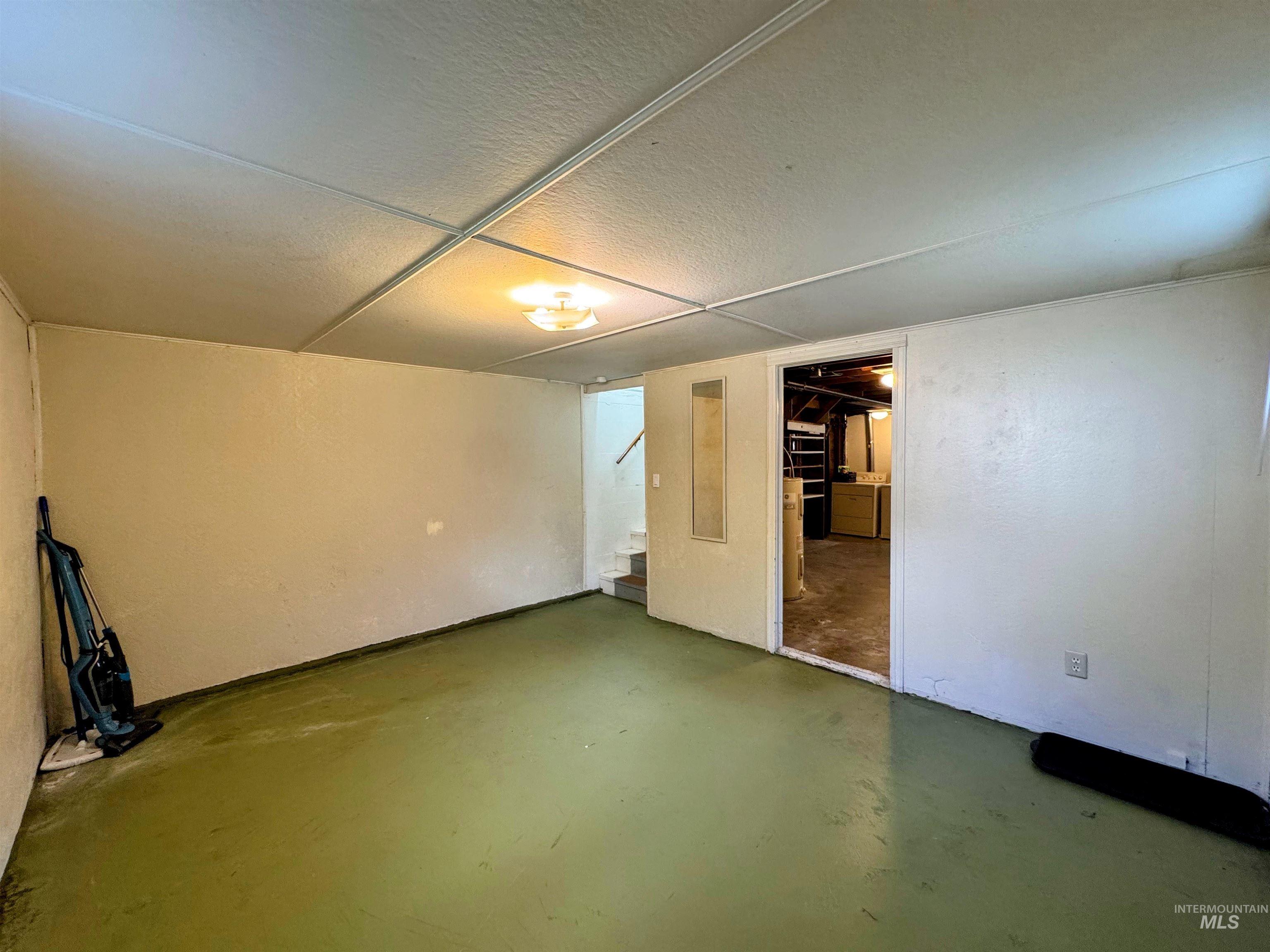 220-222 Glass Way, Lewiston, Idaho 83501, 1 Bedroom, 1 Bathroom, Residential Income For Sale, Price $330,000, 98947438