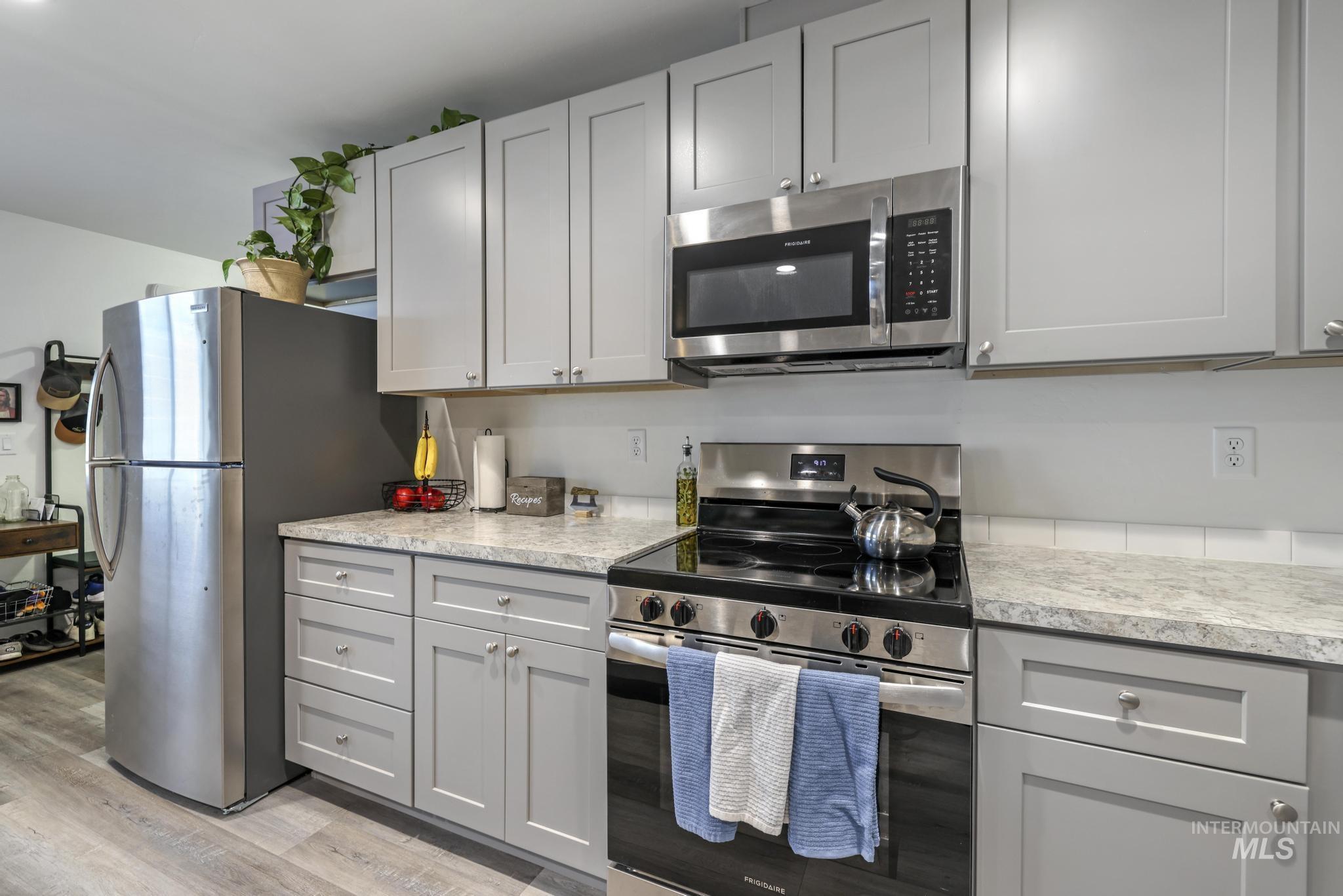 247 & 257 Washington Street, Gooding, Idaho 83330, 2 Bedrooms, 2 Bathrooms, Residential Income For Sale, Price $535,000, 98947470