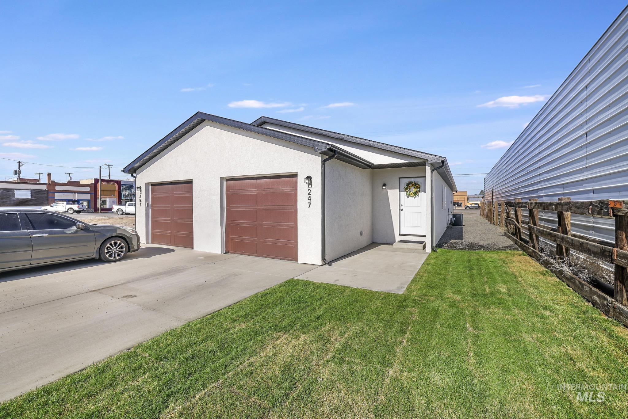 247 & 257 Washington Street, Gooding, Idaho 83330, 2 Bedrooms, 2 Bathrooms, Residential Income For Sale, Price $535,000, 98947470