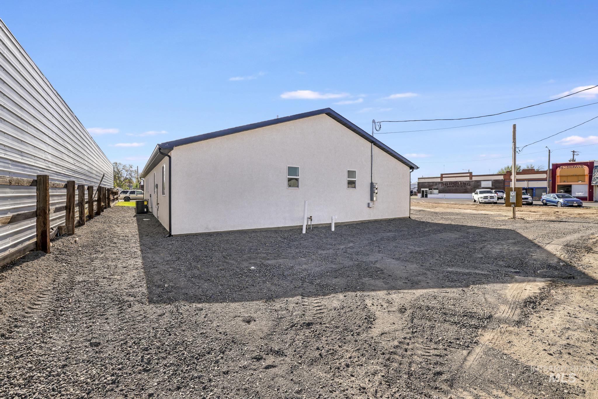 247 & 257 Washington Street, Gooding, Idaho 83330, 2 Bedrooms, 2 Bathrooms, Residential Income For Sale, Price $535,000, 98947470