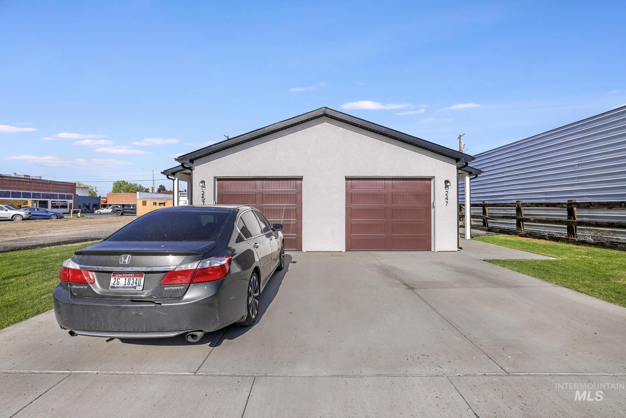 247 & 257 Washington Street, Gooding, Idaho 83330, 2 Bedrooms, 2 Bathrooms, Residential Income For Sale, Price $535,000, 98947470