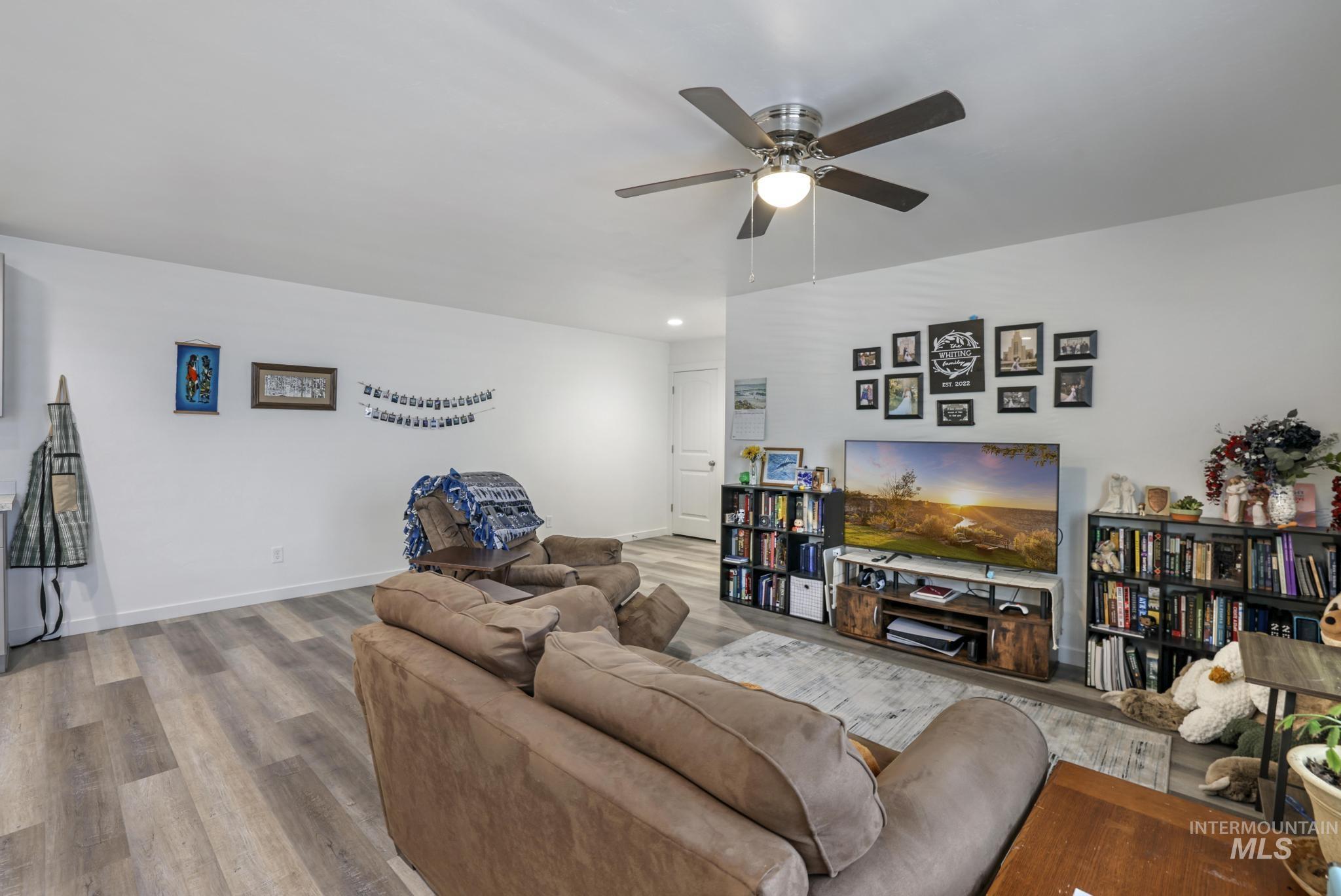 247 & 257 Washington Street, Gooding, Idaho 83330, 2 Bedrooms, 2 Bathrooms, Residential Income For Sale, Price $535,000, 98947470