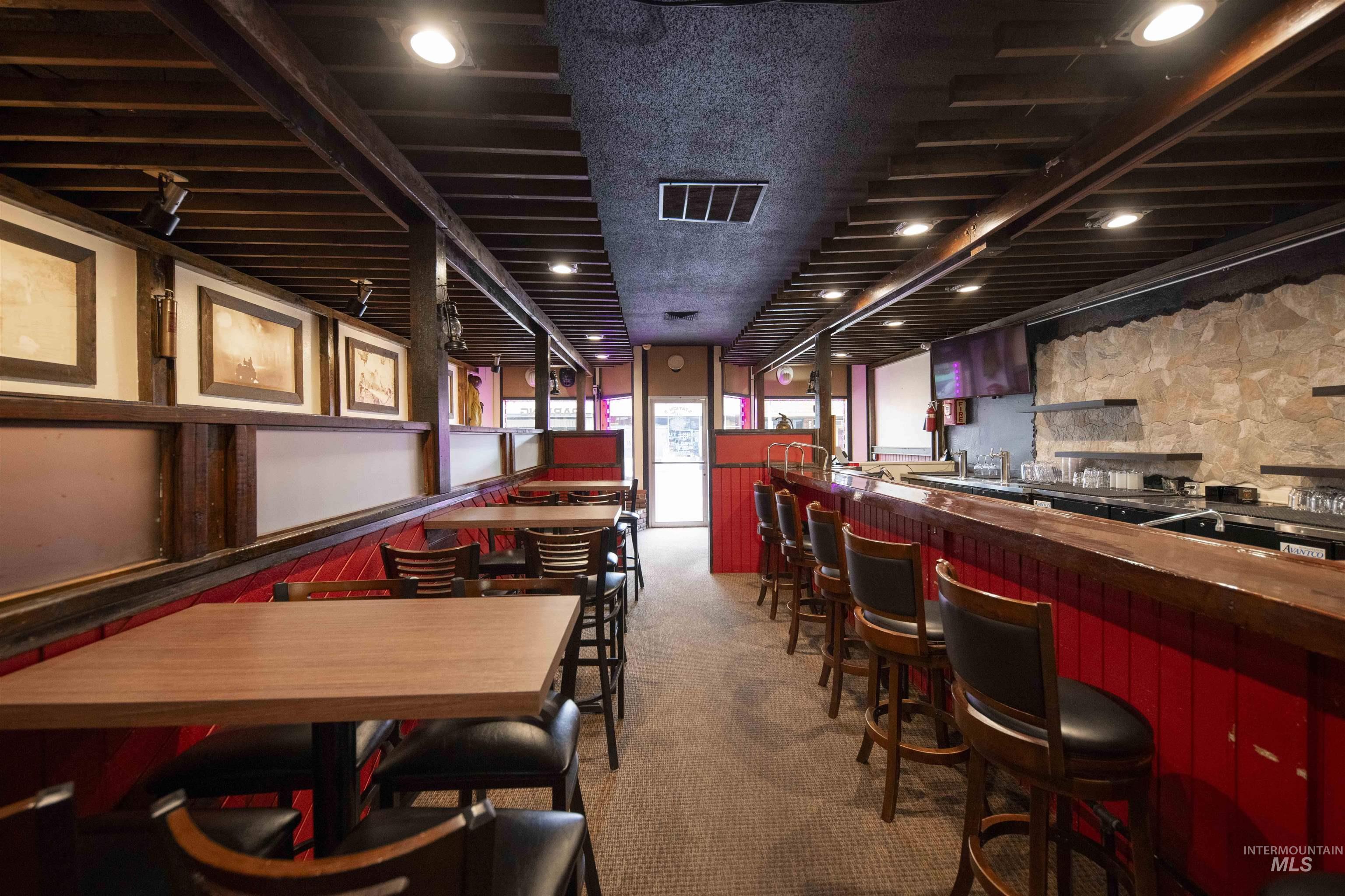 916 6th Street, Clarkston, Washington 99403, Business/Commercial For Sale, Price $425,000, 98947642