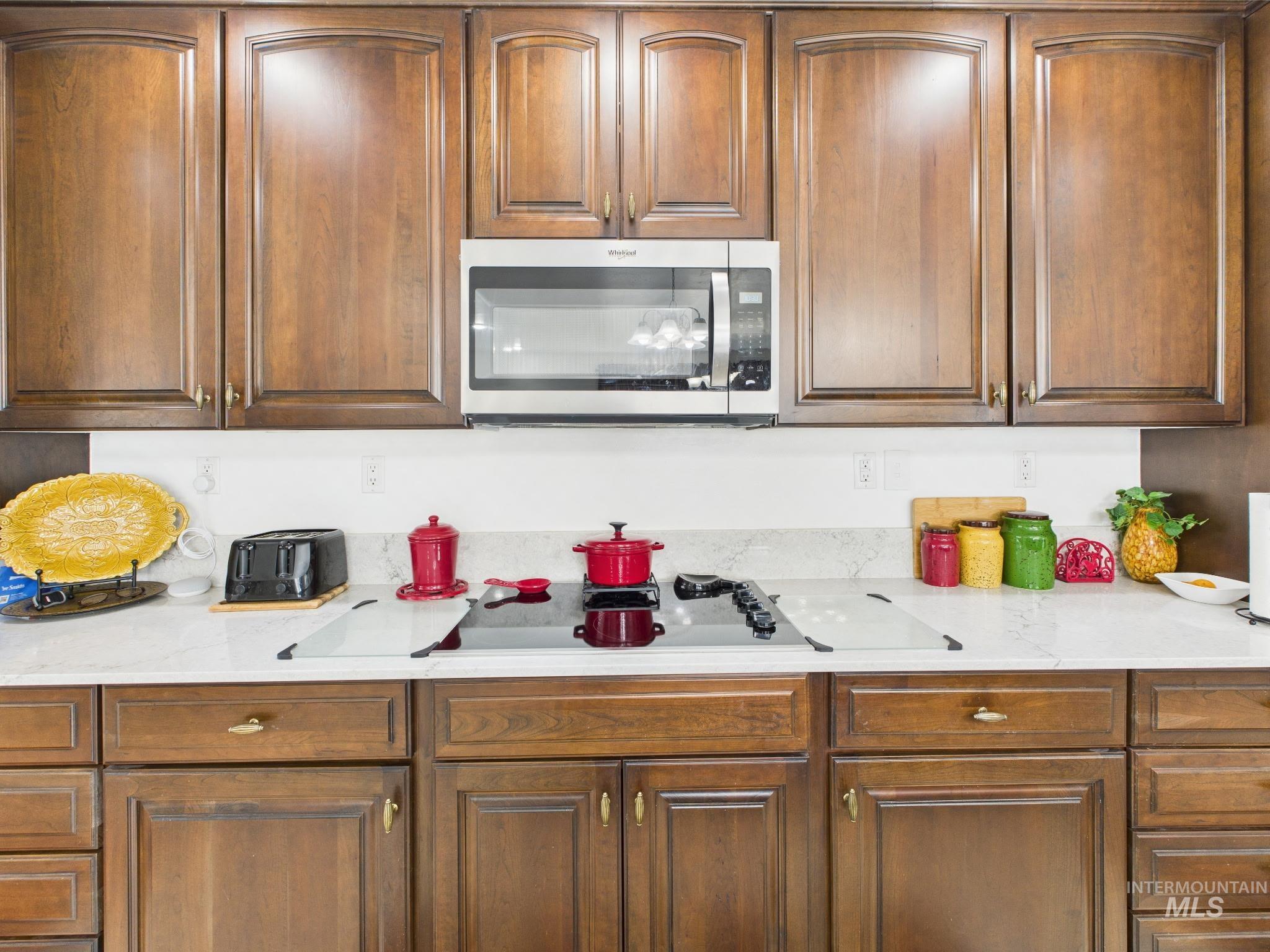 11 N 3rd West St., Paul, Idaho 83347, 2 Bedrooms, 2 Bathrooms, Residential For Sale, Price $345,000, 98947663