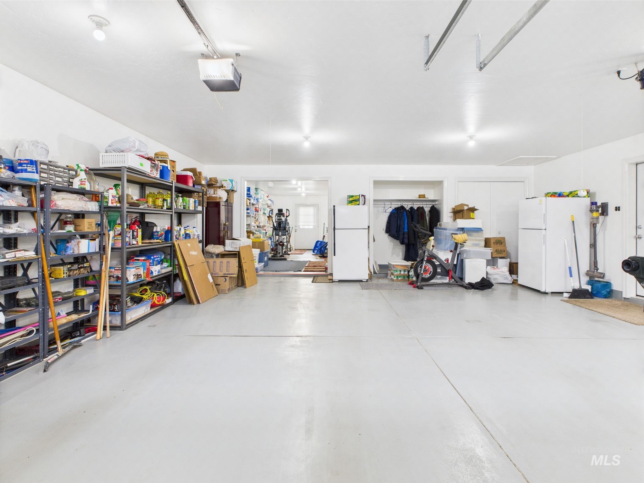 11 N 3rd West St., Paul, Idaho 83347, 2 Bedrooms, 2 Bathrooms, Residential For Sale, Price $345,000, 98947663