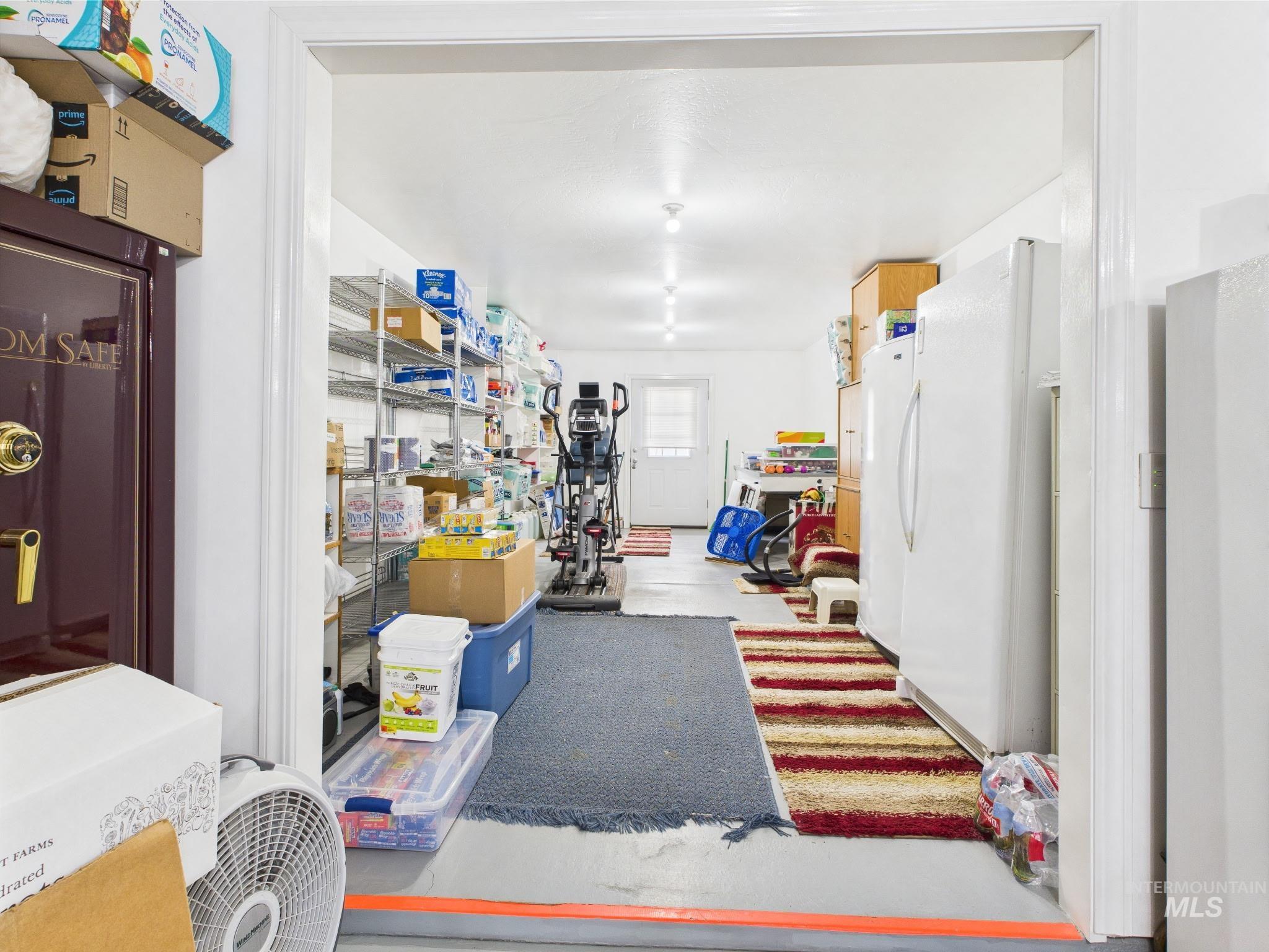 11 N 3rd West St., Paul, Idaho 83347, 2 Bedrooms, 2 Bathrooms, Residential For Sale, Price $345,000, 98947663