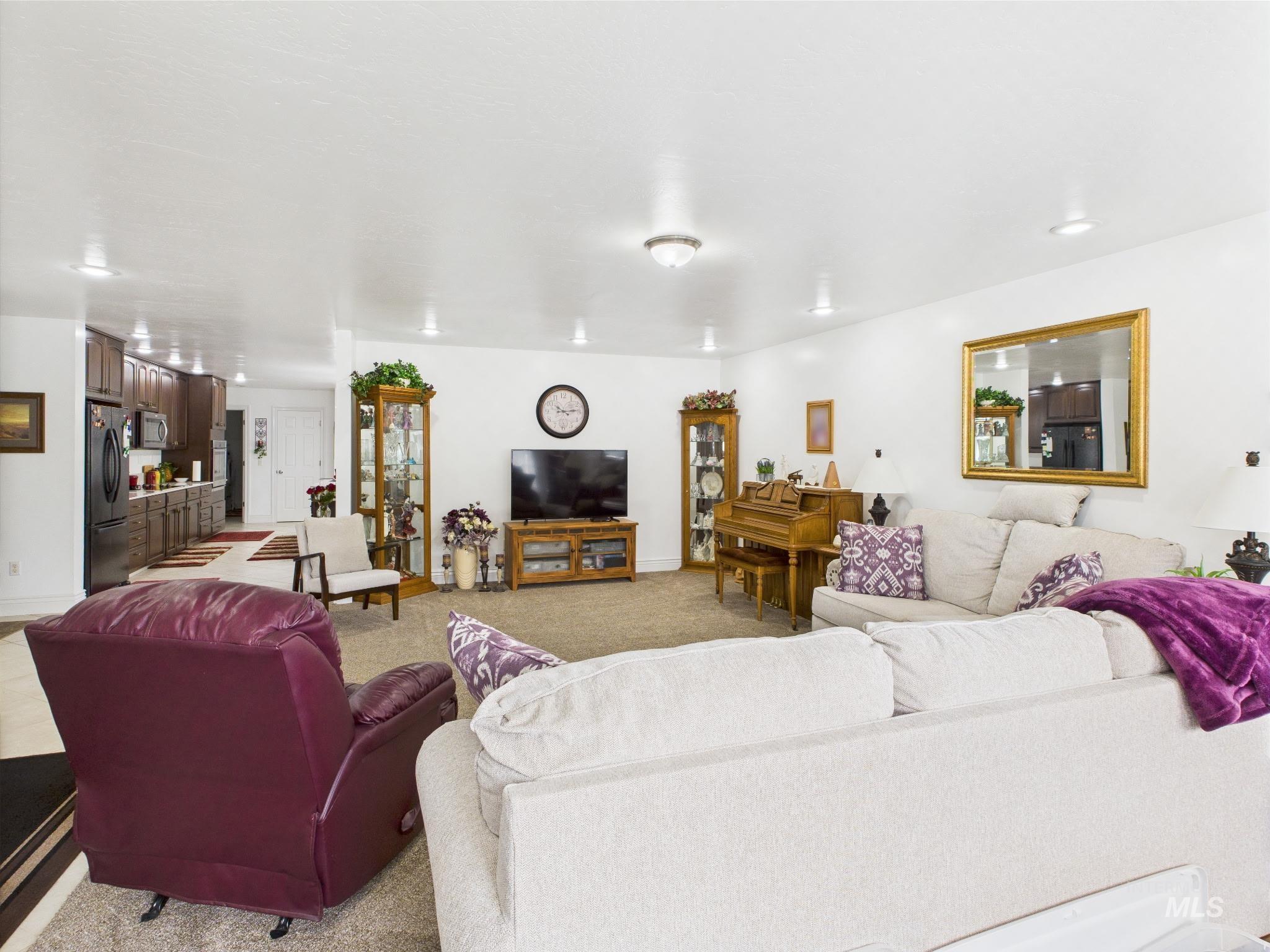 11 N 3rd West St., Paul, Idaho 83347, 2 Bedrooms, 2 Bathrooms, Residential For Sale, Price $345,000, 98947663