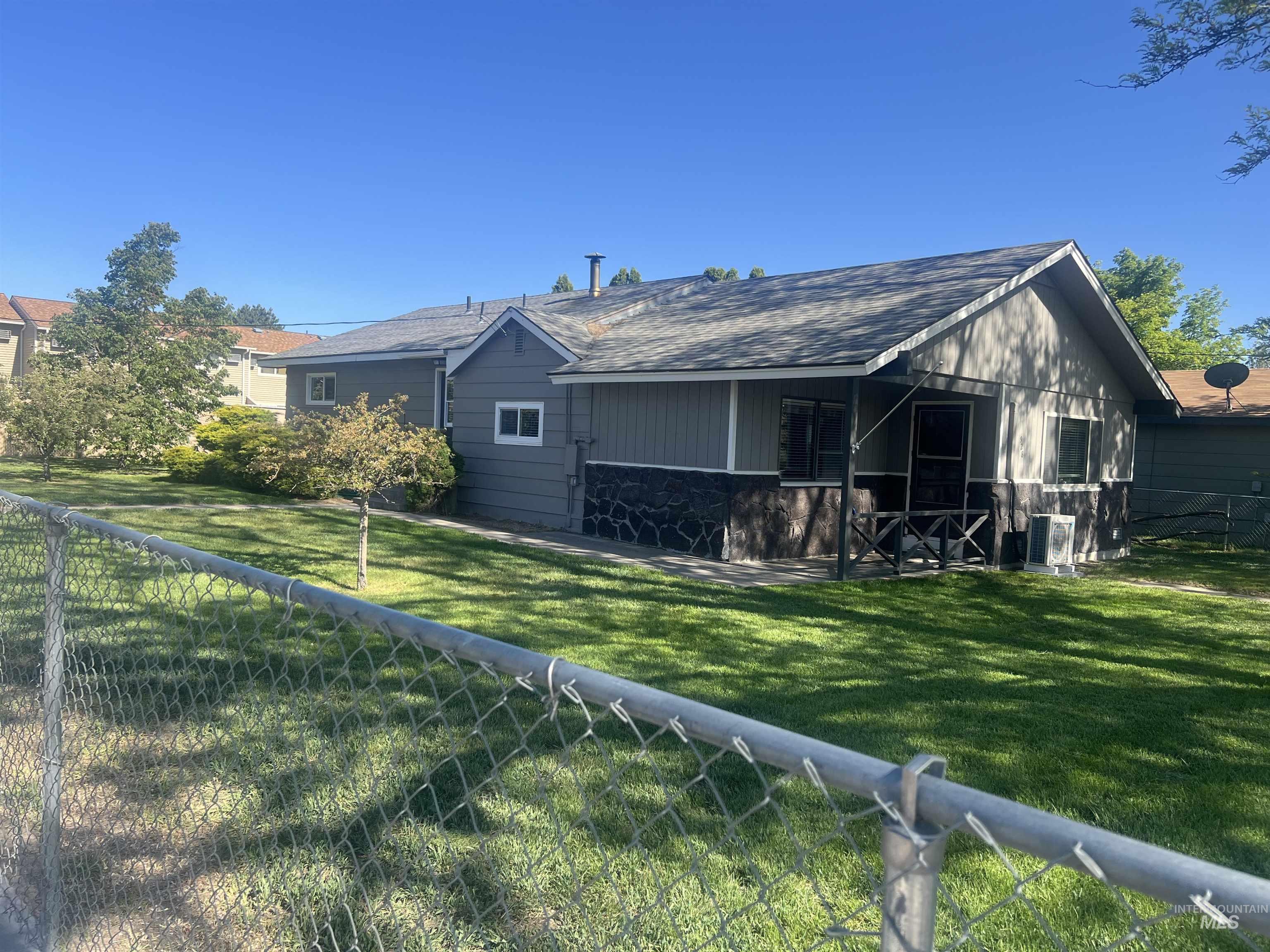 928 S Buchanan Street, Jerome, Idaho 83338, 3 Bedrooms, 1 Bathroom, Residential For Sale, Price $324,900,MLS 98947752