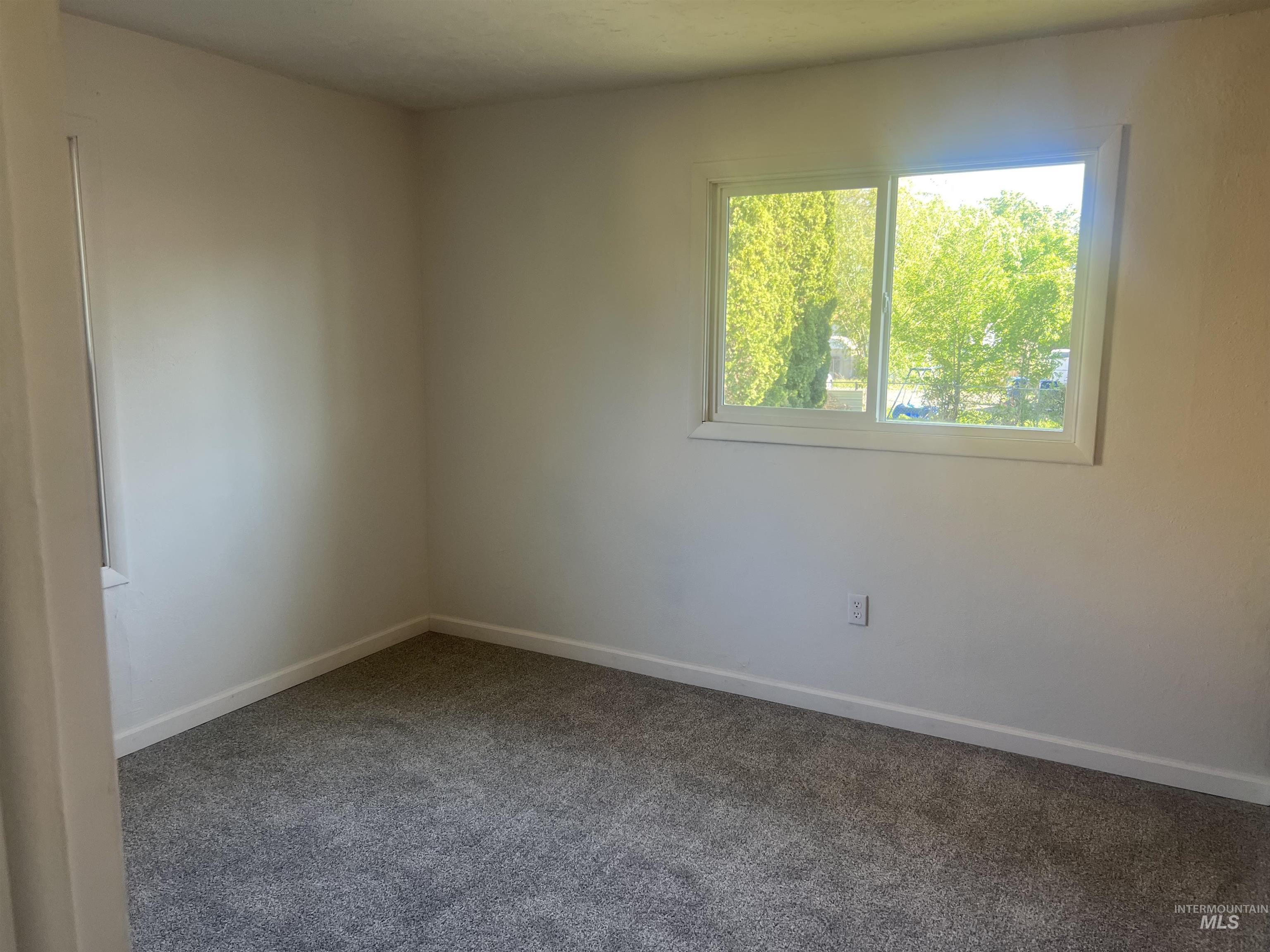 928 S Buchanan Street, Jerome, Idaho 83338, 3 Bedrooms, 1 Bathroom, Residential For Sale, Price $324,900,MLS 98947752