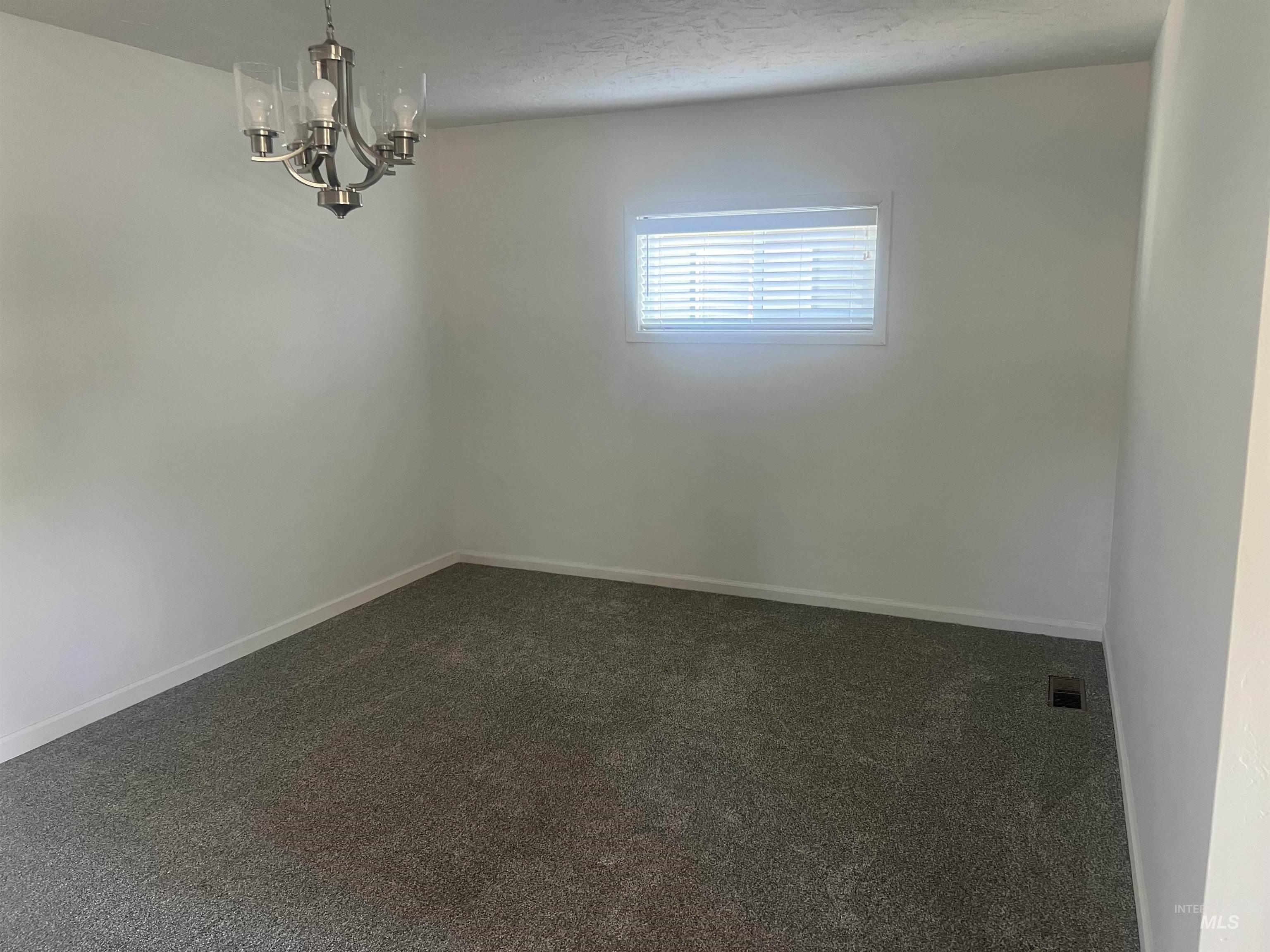 928 S Buchanan Street, Jerome, Idaho 83338, 3 Bedrooms, 1 Bathroom, Residential For Sale, Price $324,900,MLS 98947752