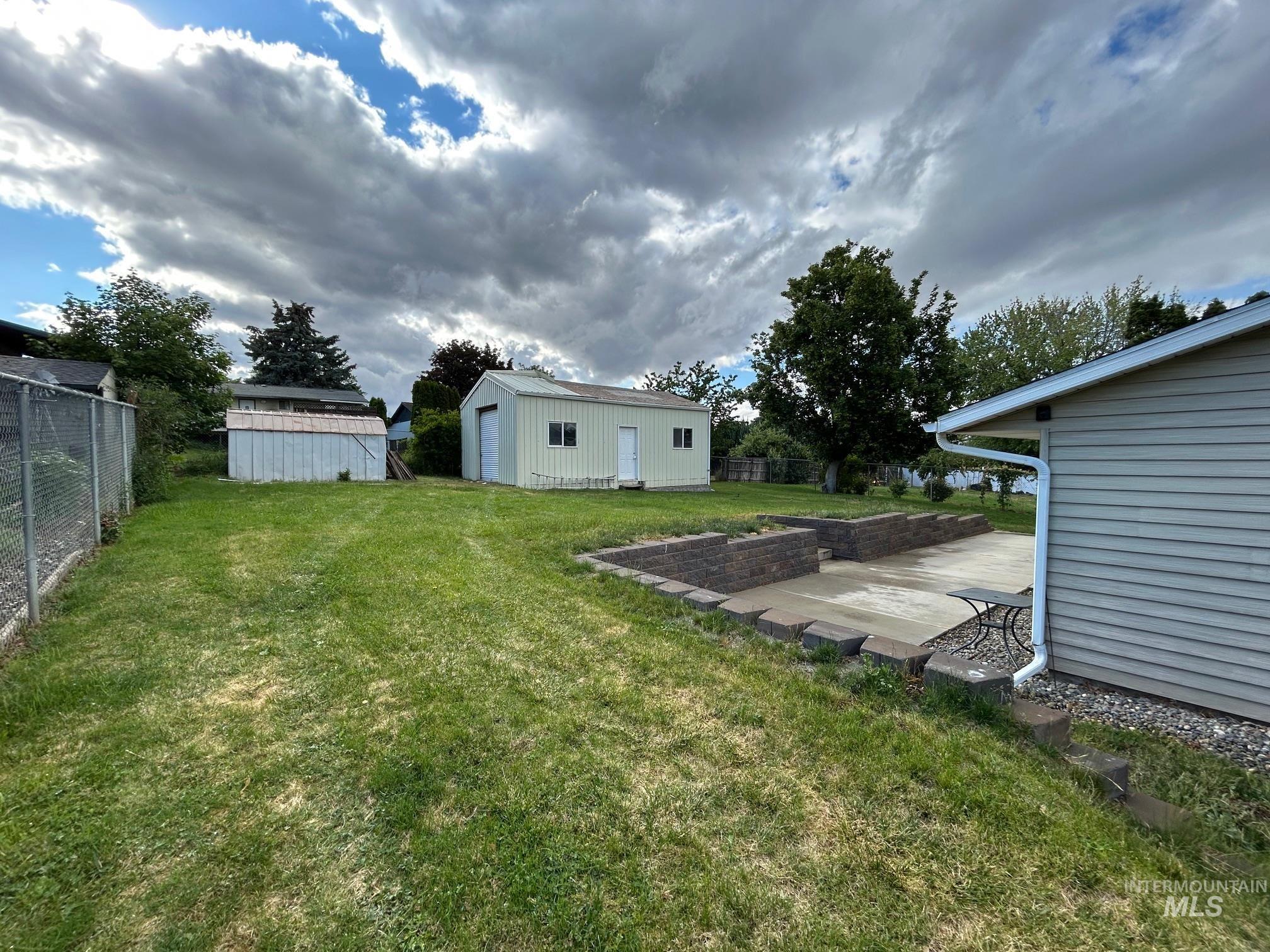 2770 Rainier Street, Clarkston, Washington 99403, 4 Bedrooms, 2 Bathrooms, Residential For Sale, Price $439,990,MLS 98947771