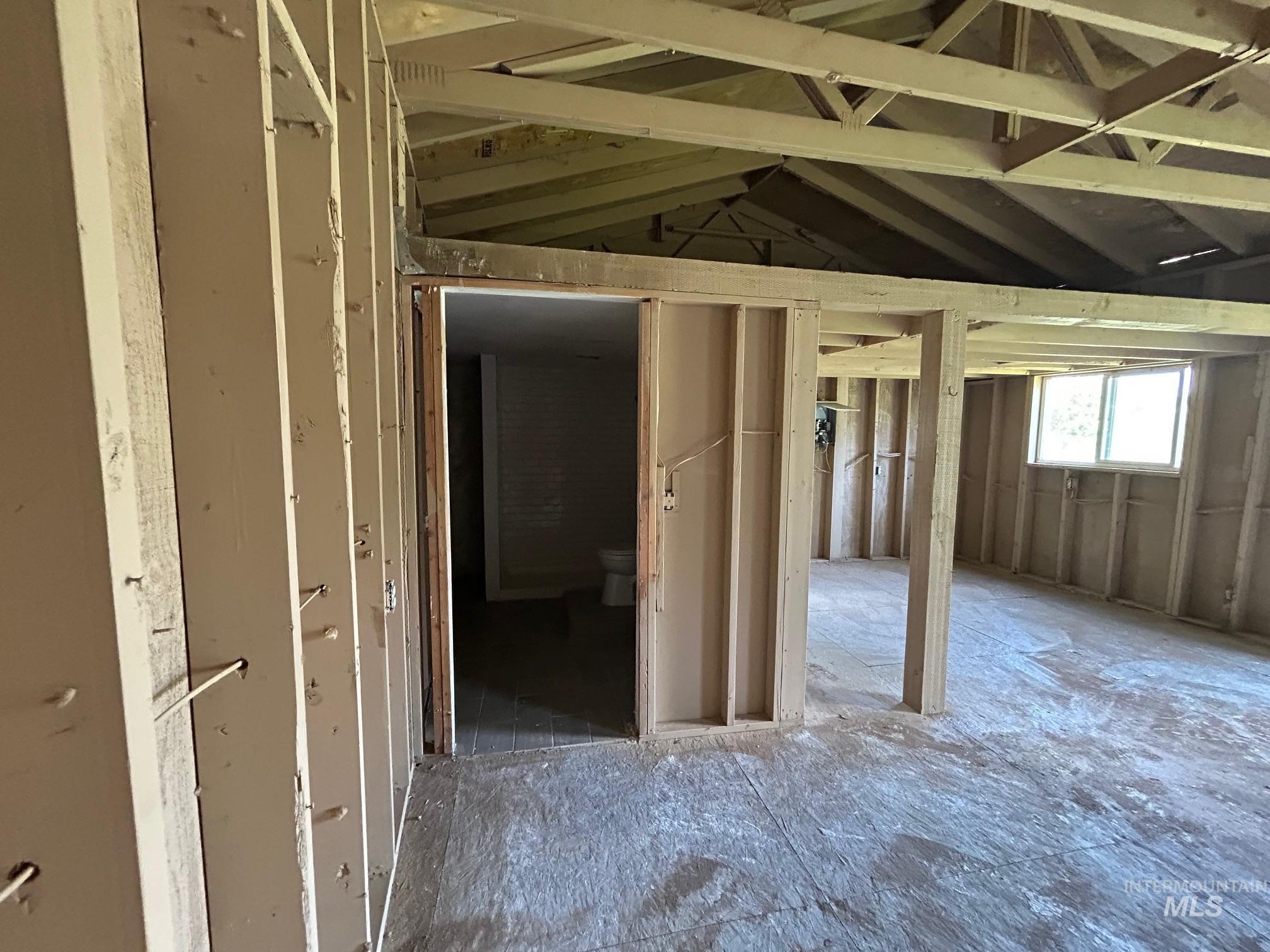 2770 Rainier Street, Clarkston, Washington 99403, 4 Bedrooms, 2 Bathrooms, Residential For Sale, Price $439,990,MLS 98947771