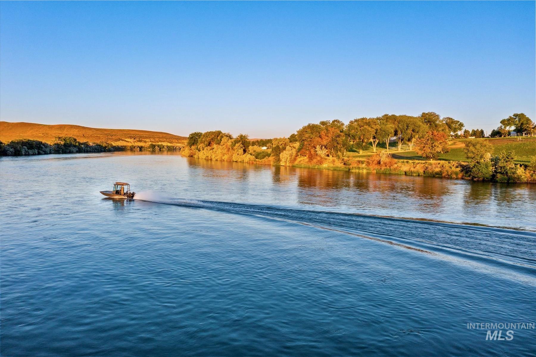 1429 E Cleveland Avenue, Glenns Ferry, Idaho 83627, 7 Bedrooms, 5 Bathrooms, Farm & Ranch For Sale, Price $3,500,000,MLS 98947859