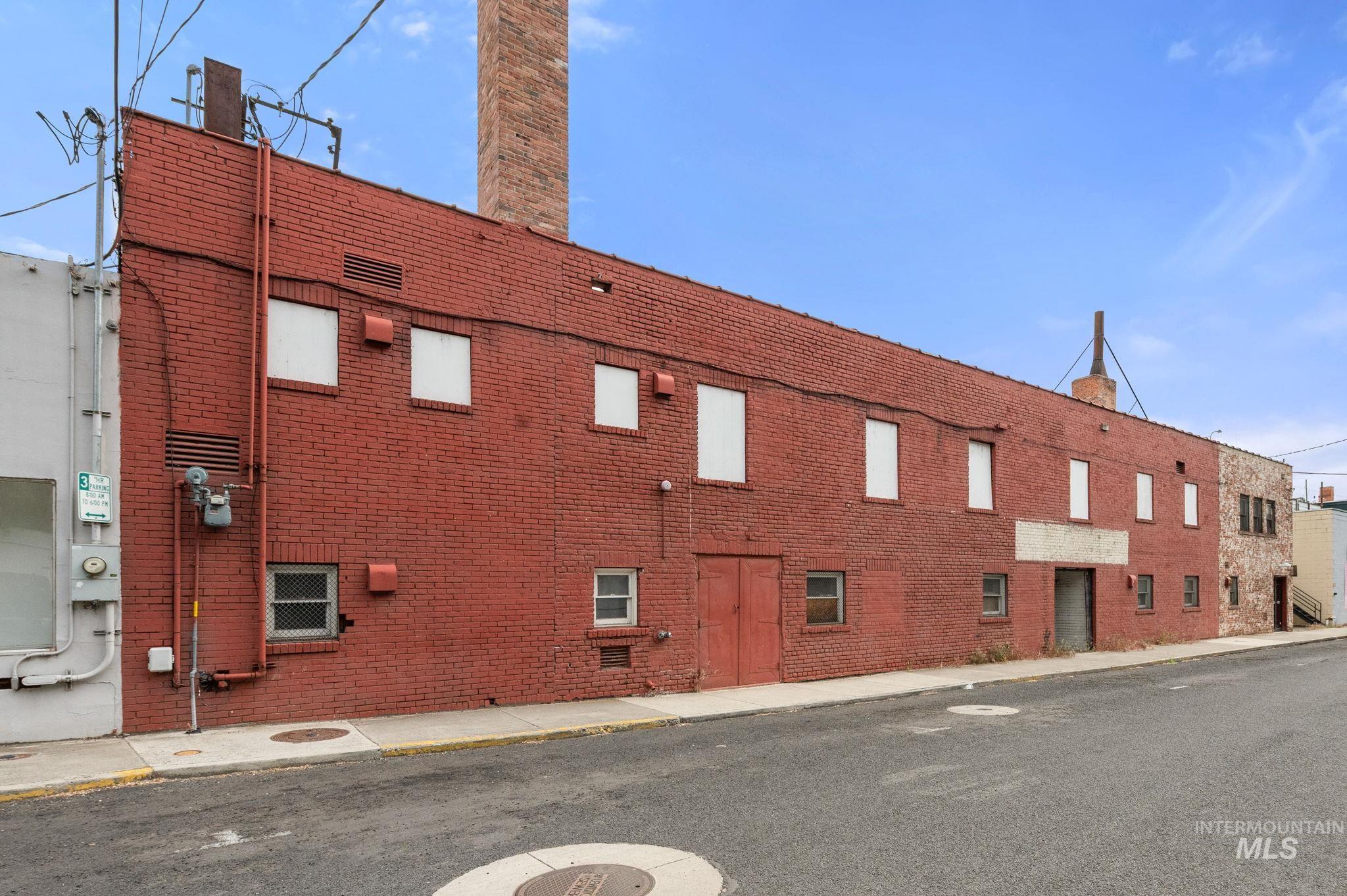 610 Main Street, Lewiston, Idaho 83501, Business/Commercial For Sale, Price $995,000,MLS 98947872