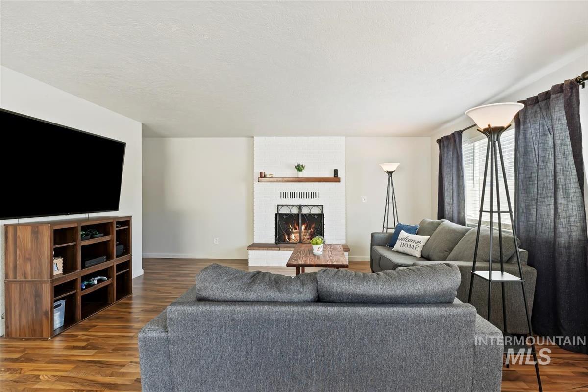 3408 Colorado Ave, Caldwell, Idaho 83605, 3 Bedrooms, 2 Bathrooms, Residential For Sale, Price $389,000, 98947881