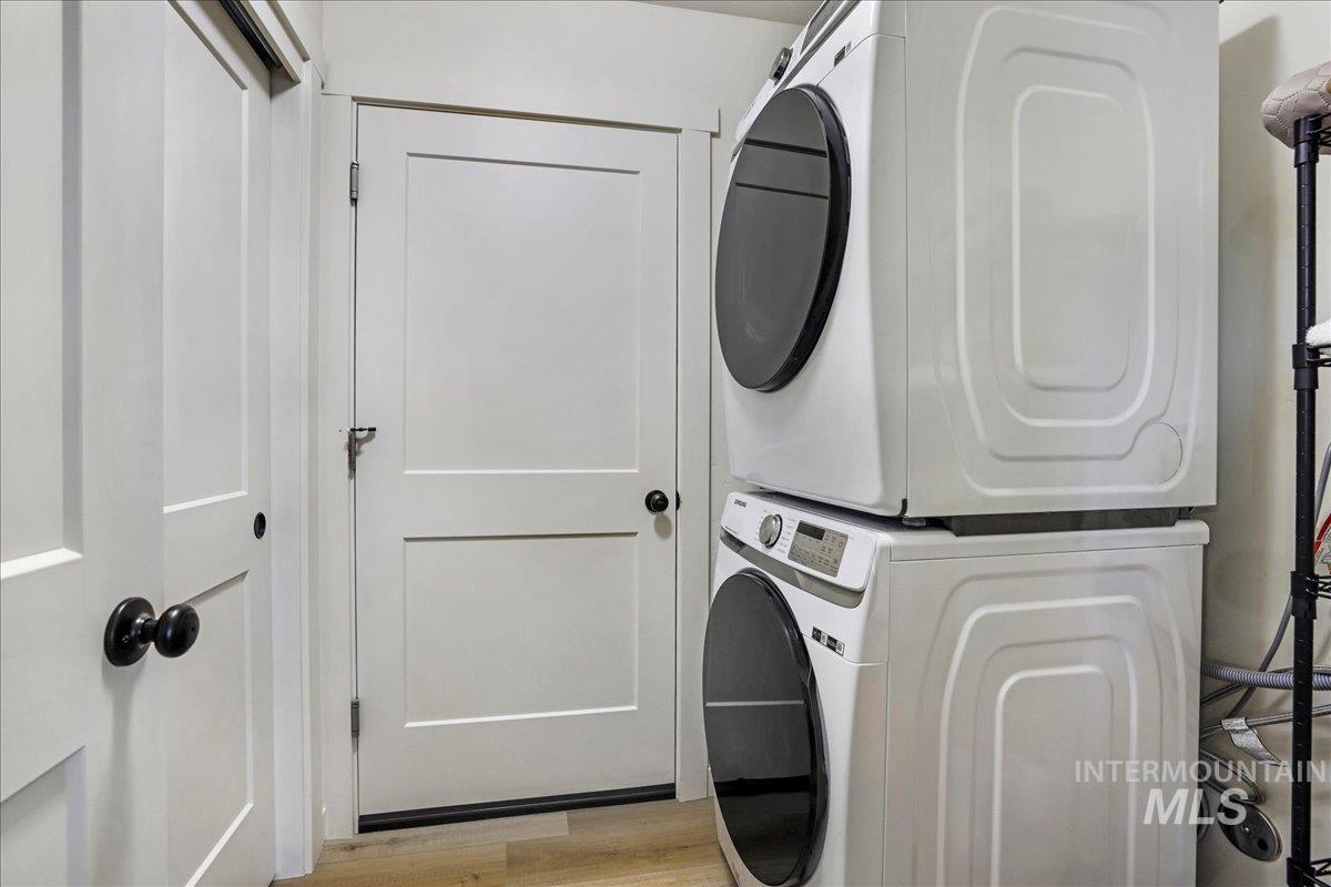 190 Bison Way, Fairfield, Idaho 83327, 3 Bedrooms, 2 Bathrooms, Residential For Sale, Price $399,000, 98947924