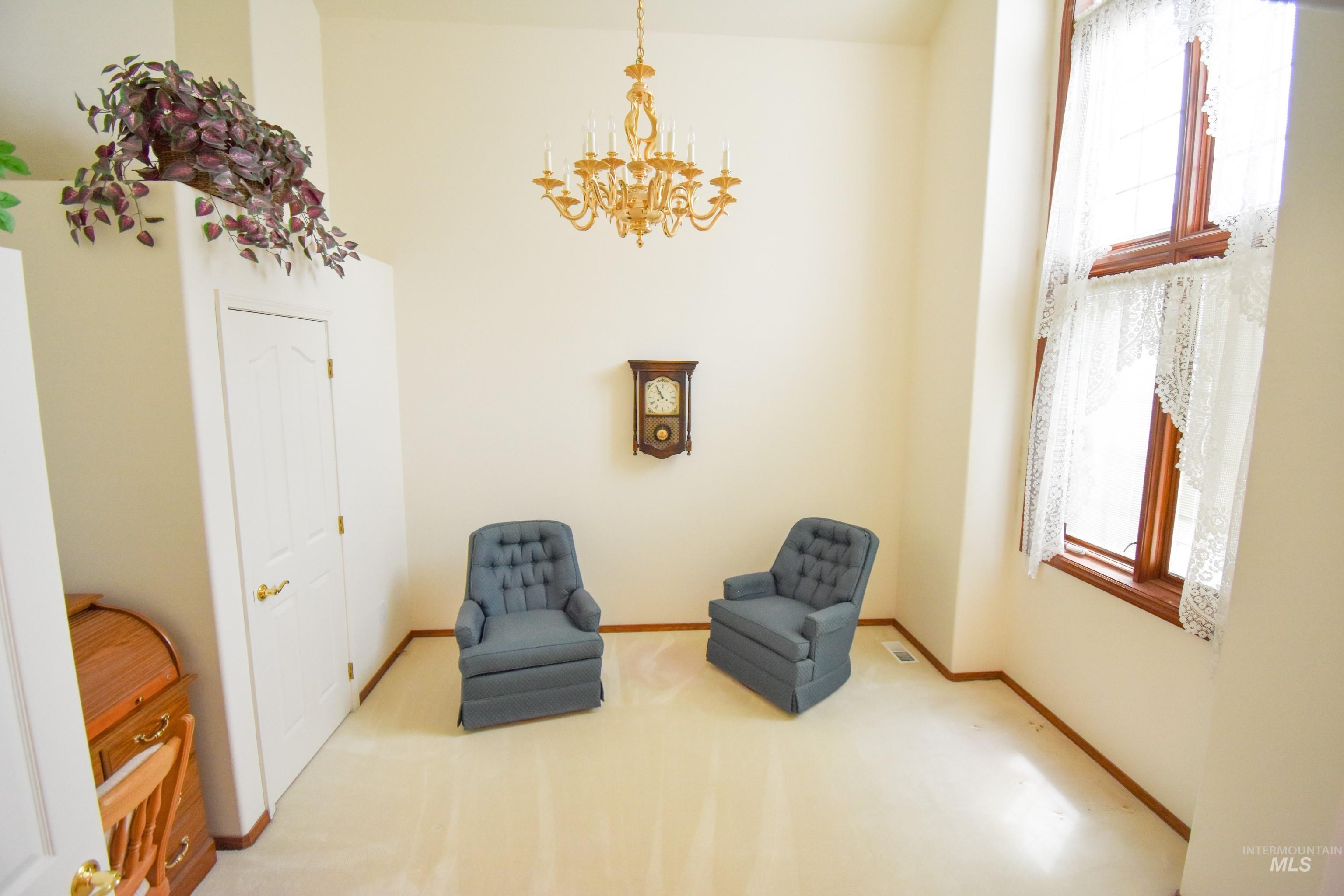 2530 Valleyview Drive, Clarkston, Washington 99403, 4 Bedrooms, 3 Bathrooms, Residential For Sale, Price $749,000,MLS 98947932