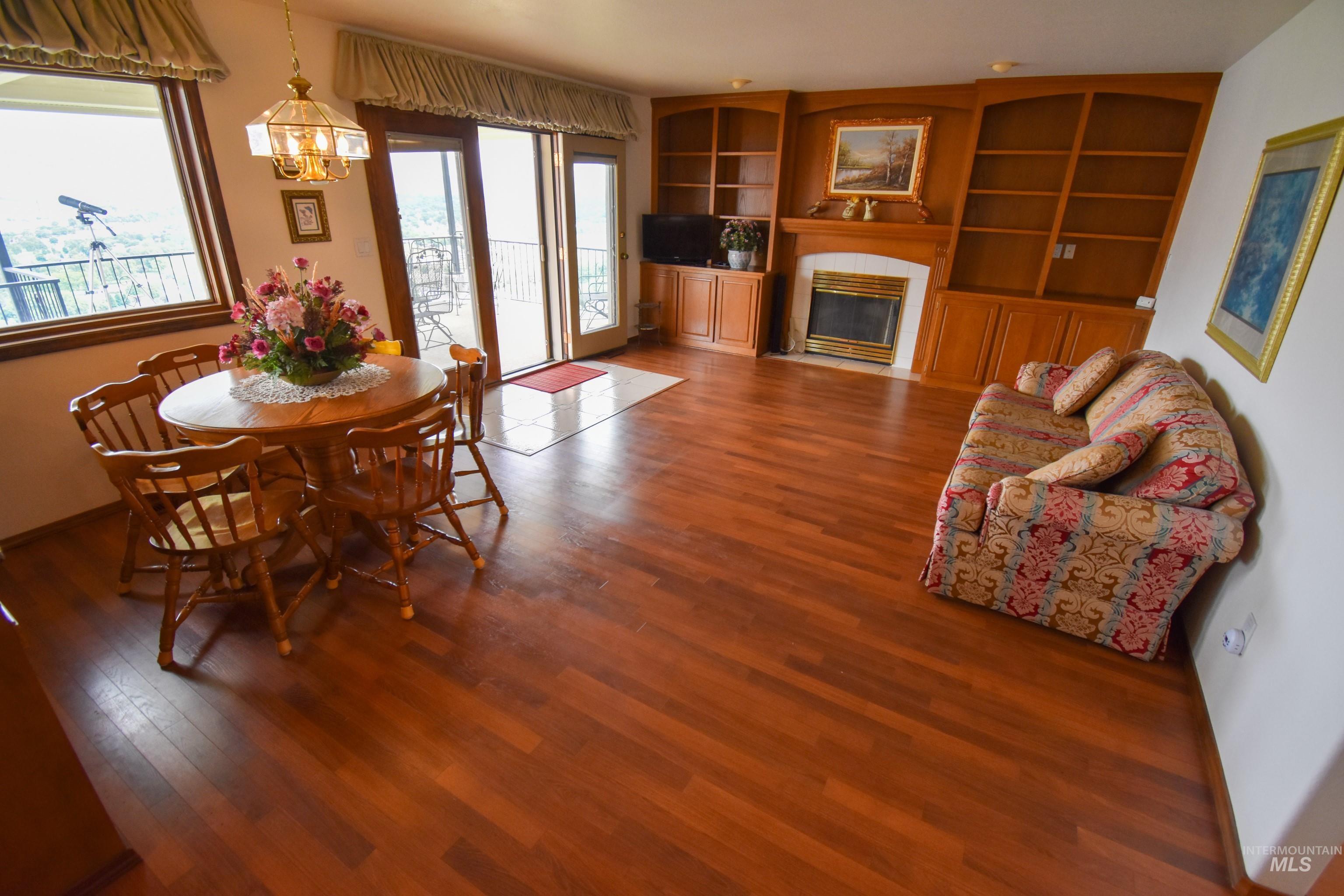 2530 Valleyview Drive, Clarkston, Washington 99403, 4 Bedrooms, 3 Bathrooms, Residential For Sale, Price $749,000,MLS 98947932