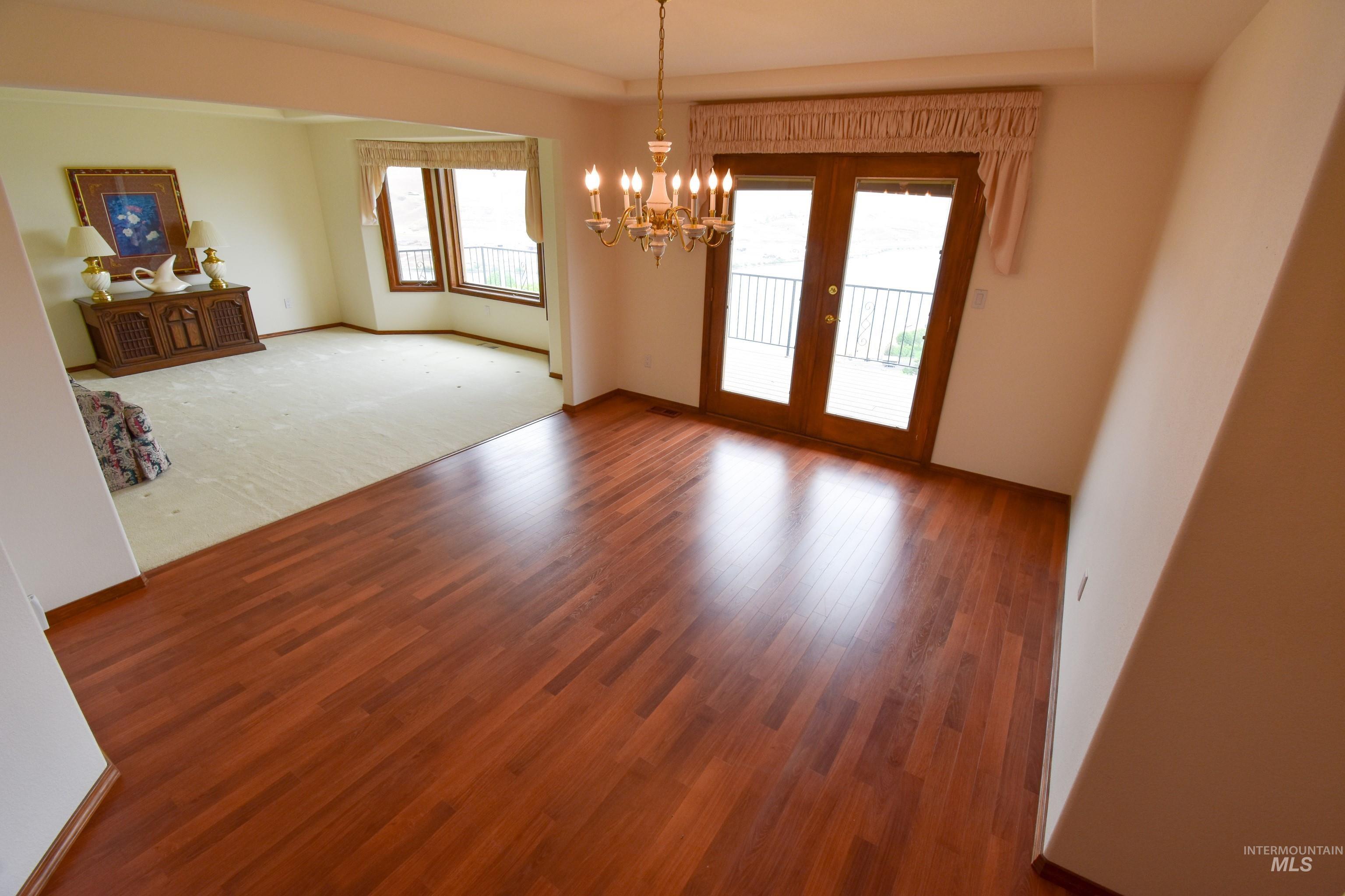 2530 Valleyview Drive, Clarkston, Washington 99403, 4 Bedrooms, 3 Bathrooms, Residential For Sale, Price $749,000,MLS 98947932