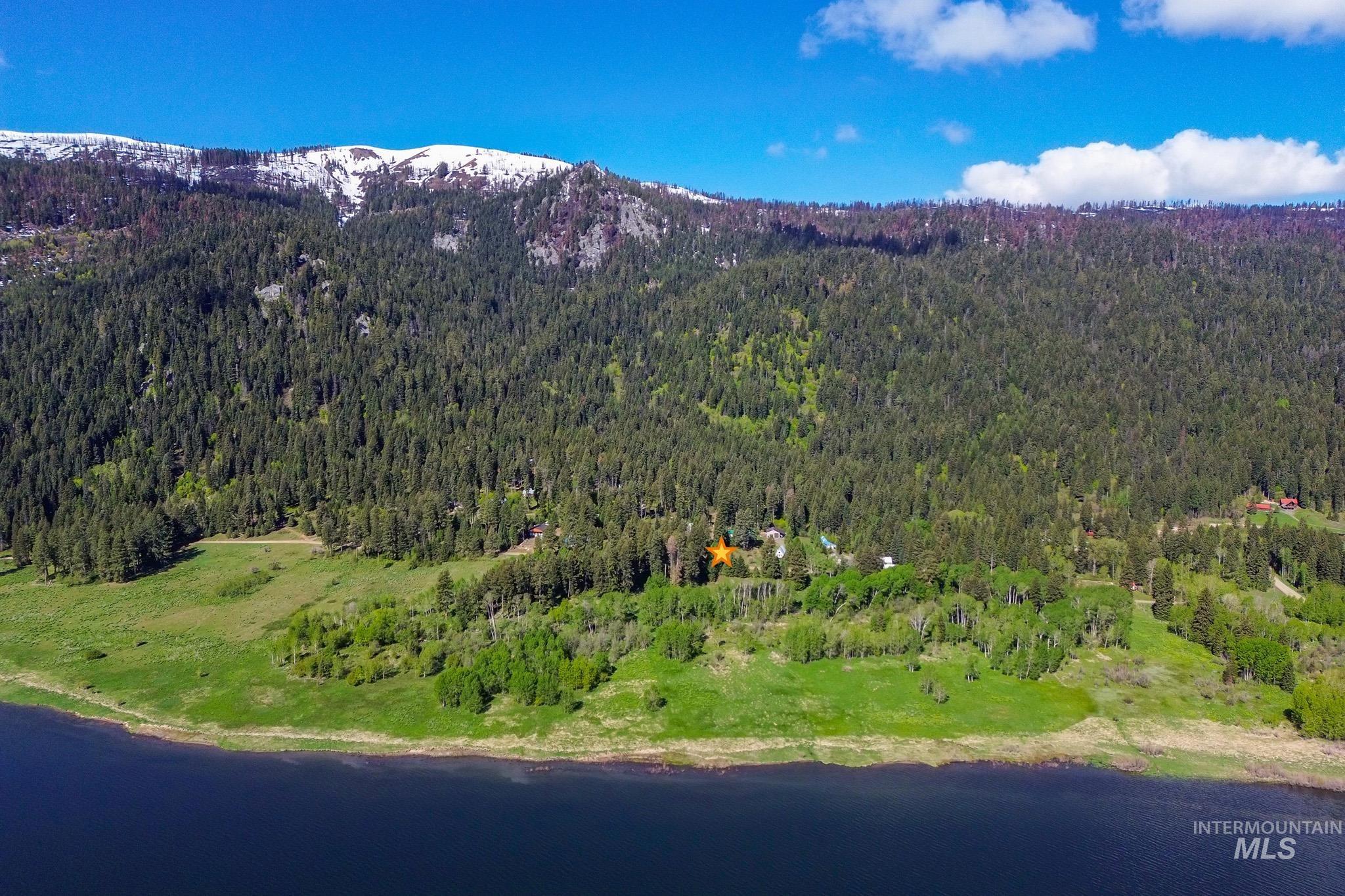 1 Caribou Parkway, Cascade, Idaho 83611, 3 Bedrooms, 2 Bathrooms, Residential For Sale, Price $639,900, 98947940