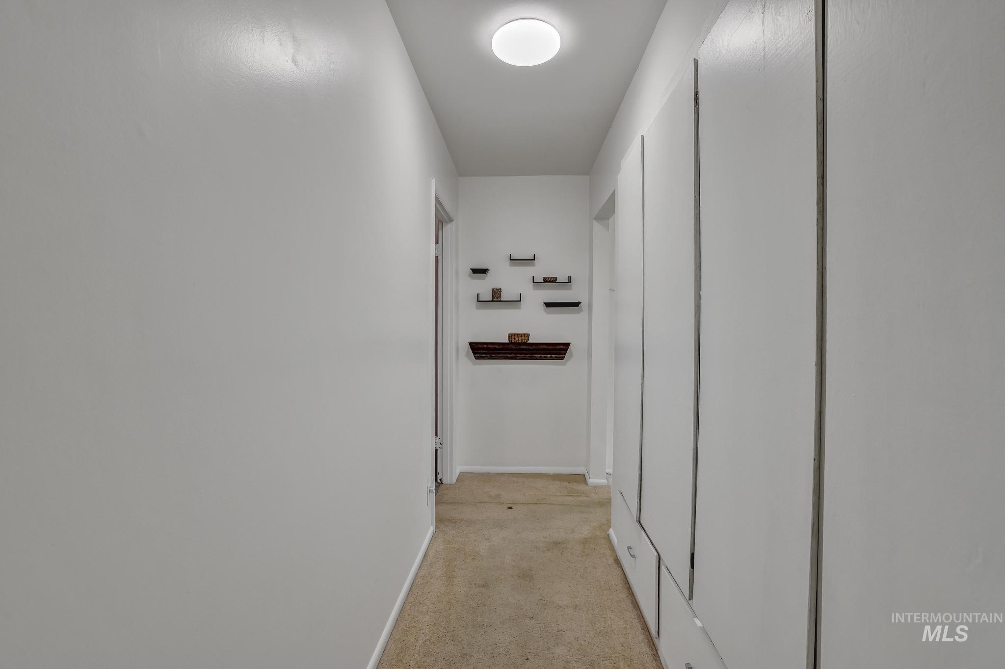 420 E 3rd St, Shoshone, Idaho 83352, 3 Bedrooms, 1 Bathroom, Residential For Sale, Price $279,000,MLS 98947988