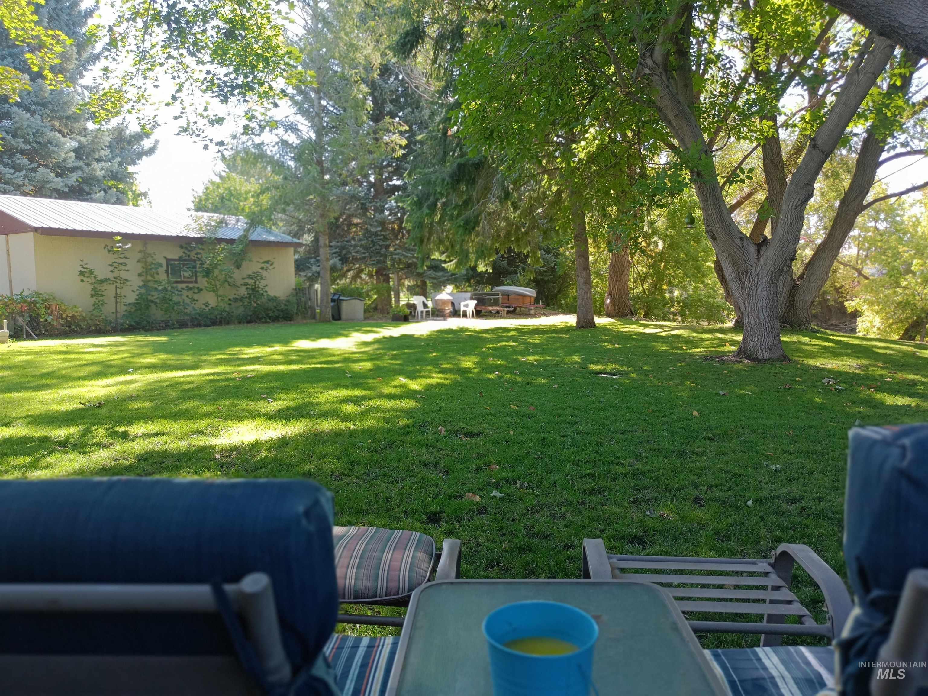 420 E 3rd St, Shoshone, Idaho 83352, 3 Bedrooms, 1 Bathroom, Residential For Sale, Price $279,000,MLS 98947988