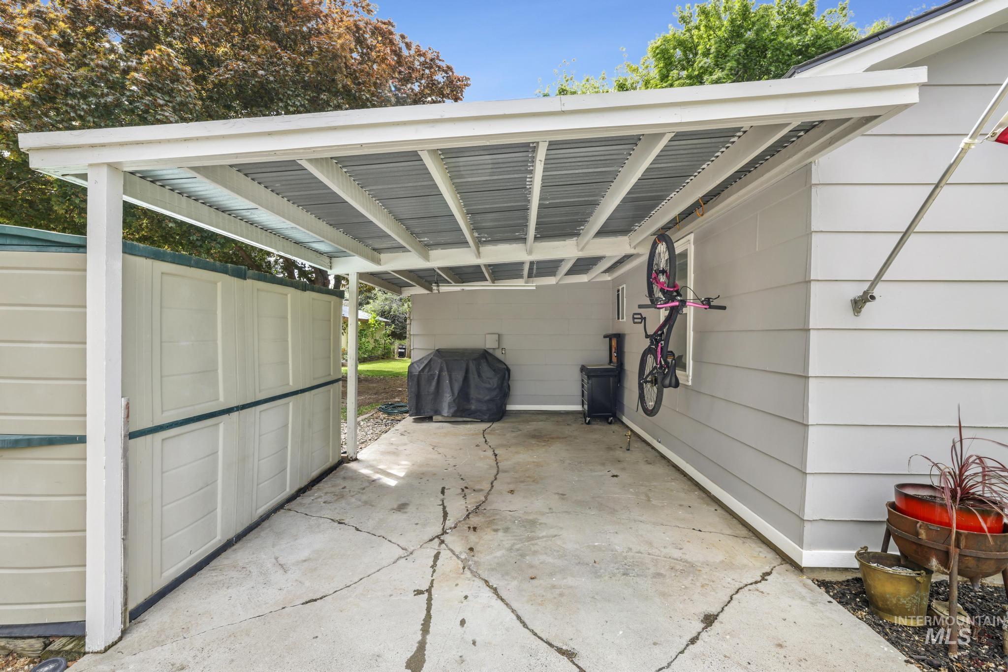 420 E 3rd St, Shoshone, Idaho 83352, 3 Bedrooms, 1 Bathroom, Residential For Sale, Price $279,000,MLS 98947988