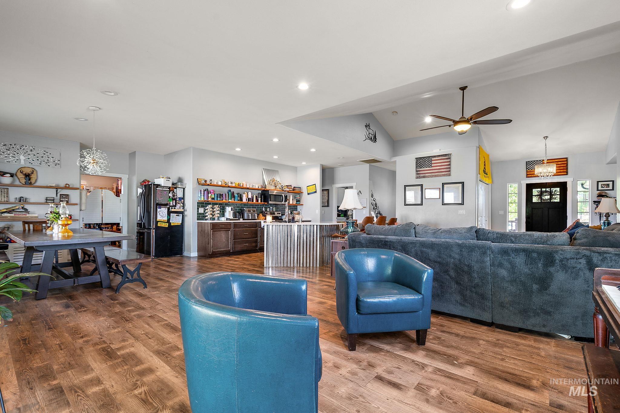 1295 S Dawcamry Lane, Kuna, Idaho 83634, 4 Bedrooms, 3 Bathrooms, Residential For Sale, Price $1,160,000,MLS 98947997