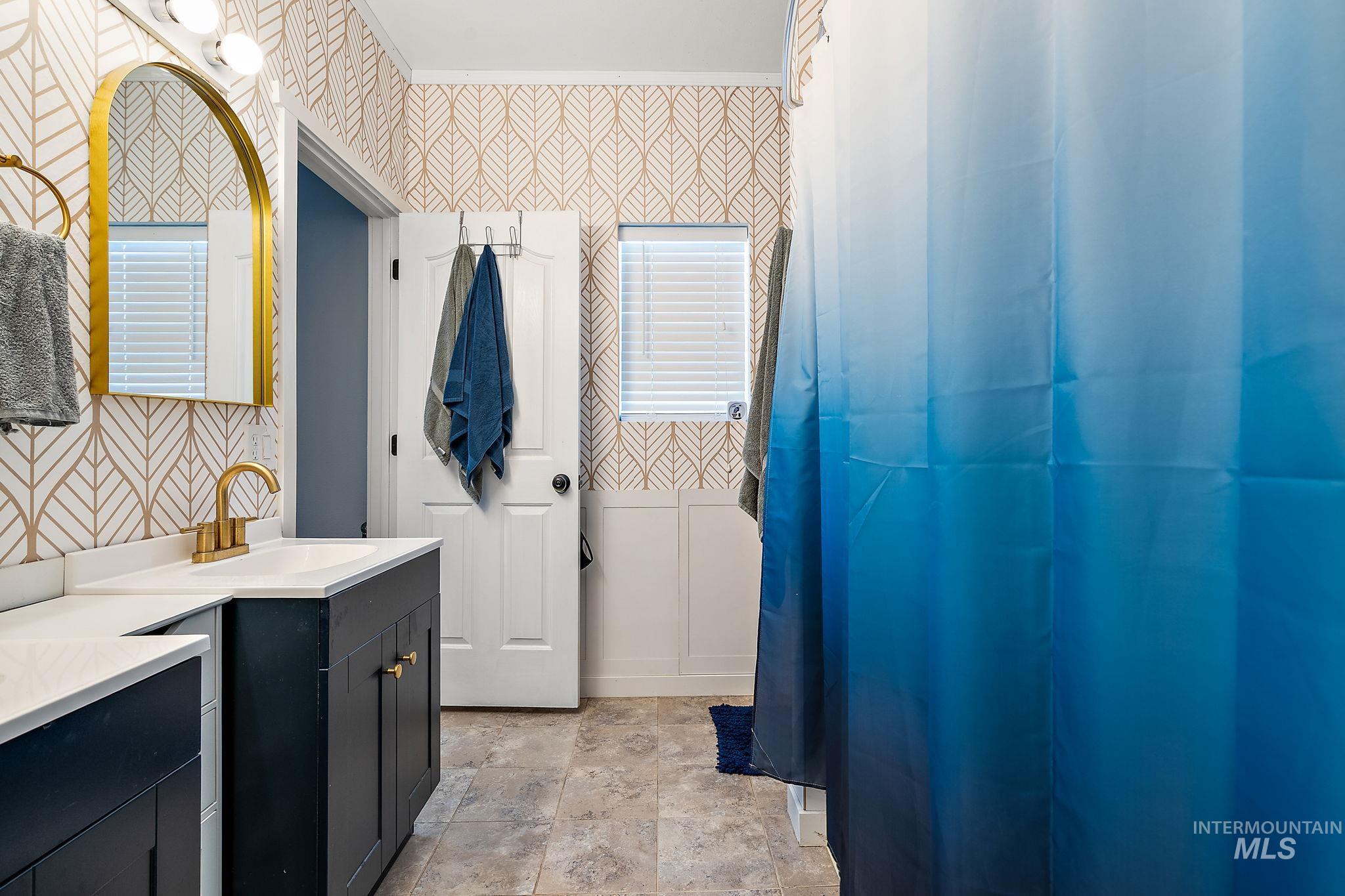 1295 S Dawcamry Lane, Kuna, Idaho 83634, 4 Bedrooms, 3 Bathrooms, Residential For Sale, Price $1,160,000,MLS 98947997