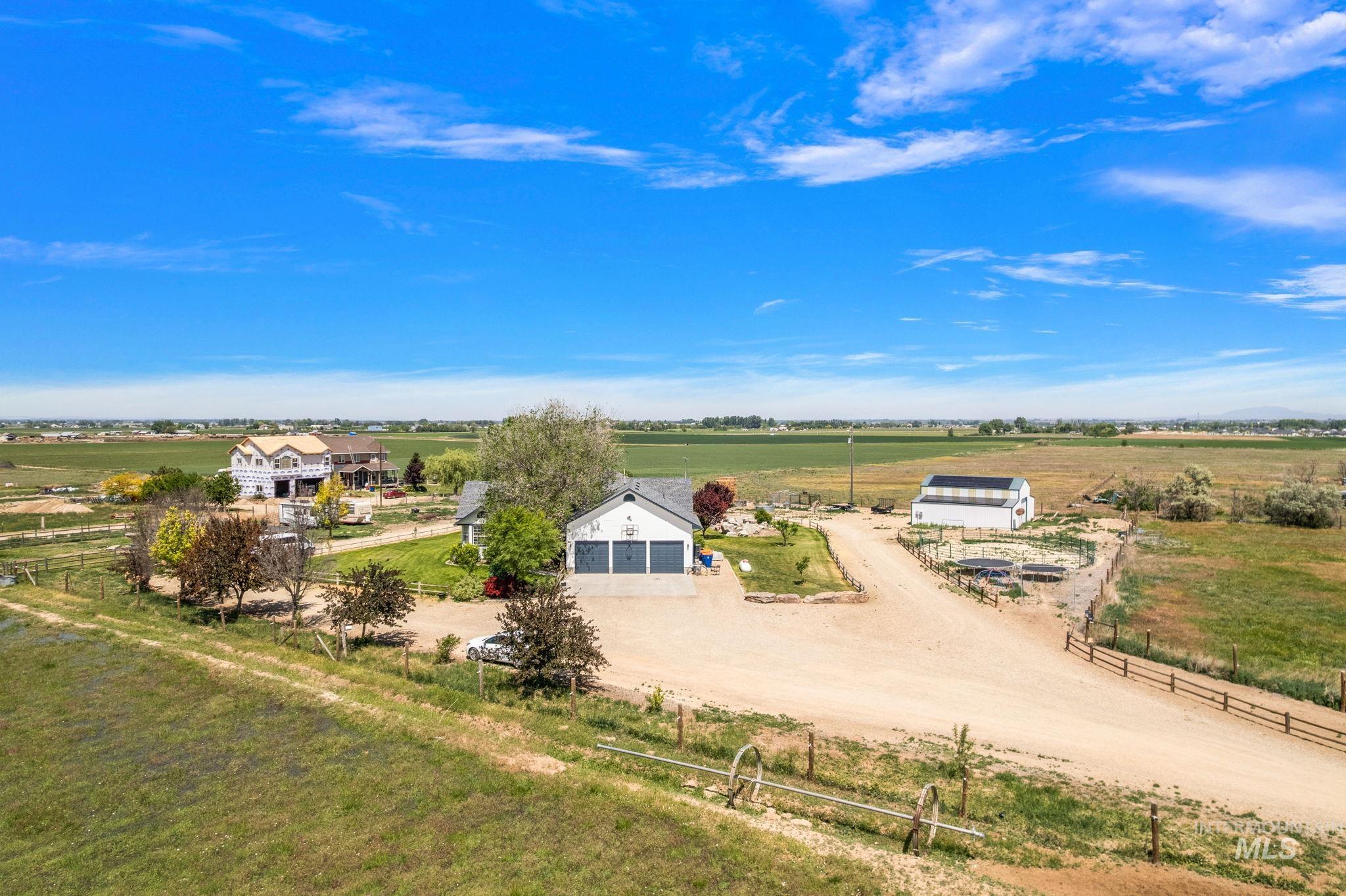 1295 S Dawcamry Lane, Kuna, Idaho 83634, 4 Bedrooms, 3 Bathrooms, Residential For Sale, Price $1,160,000,MLS 98947997