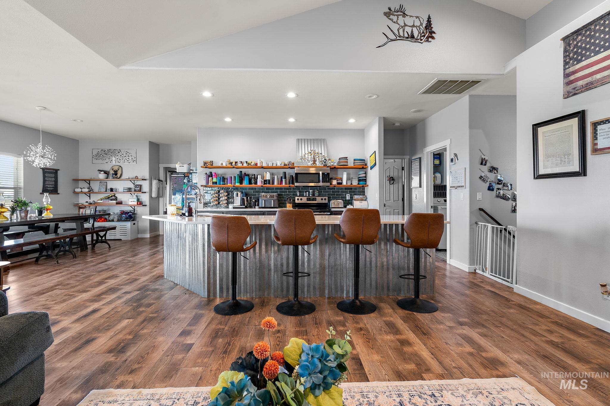 1295 S Dawcamry Lane, Kuna, Idaho 83634, 4 Bedrooms, 3 Bathrooms, Residential For Sale, Price $1,160,000,MLS 98947997